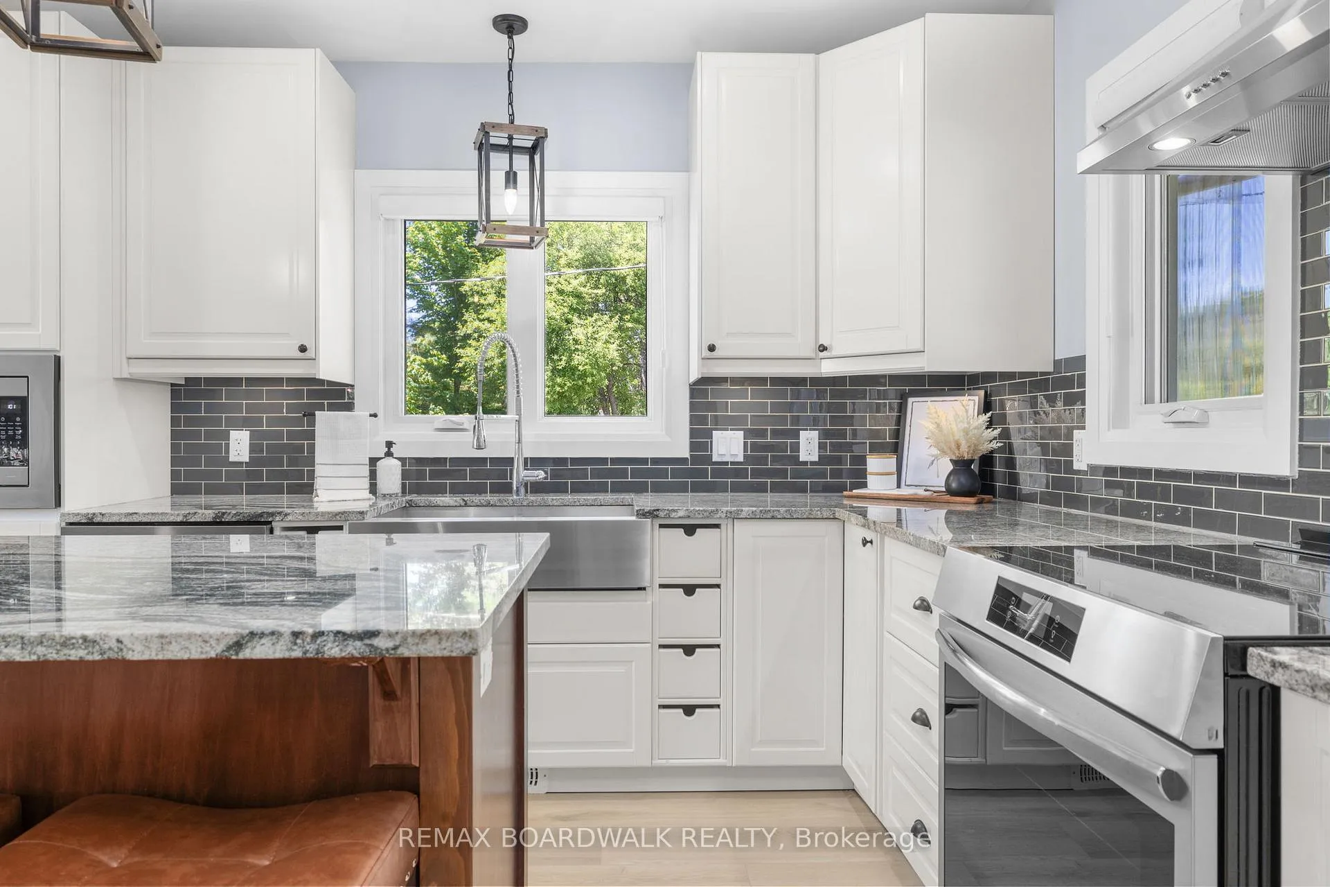 Photo 12 of 159 Dunlop Crescent, Drummond/North Elmsley, Drummond N Elmsley (Drummond) Twp — HOMEH