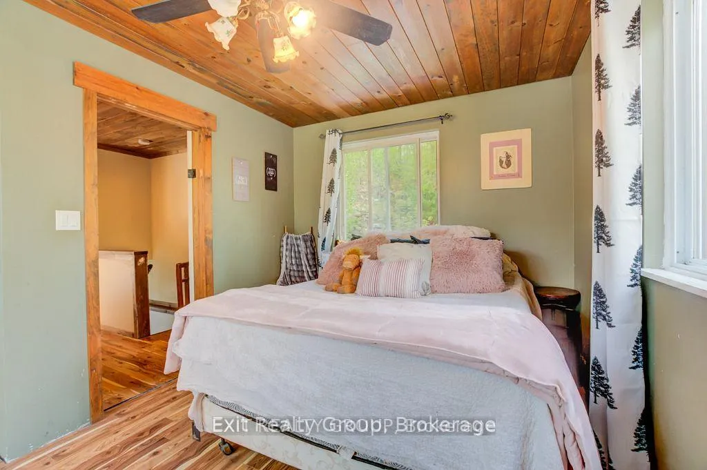 Photo 12 of 1058 Wellman Road, Frontenac, Frontenac North — HOMEH
