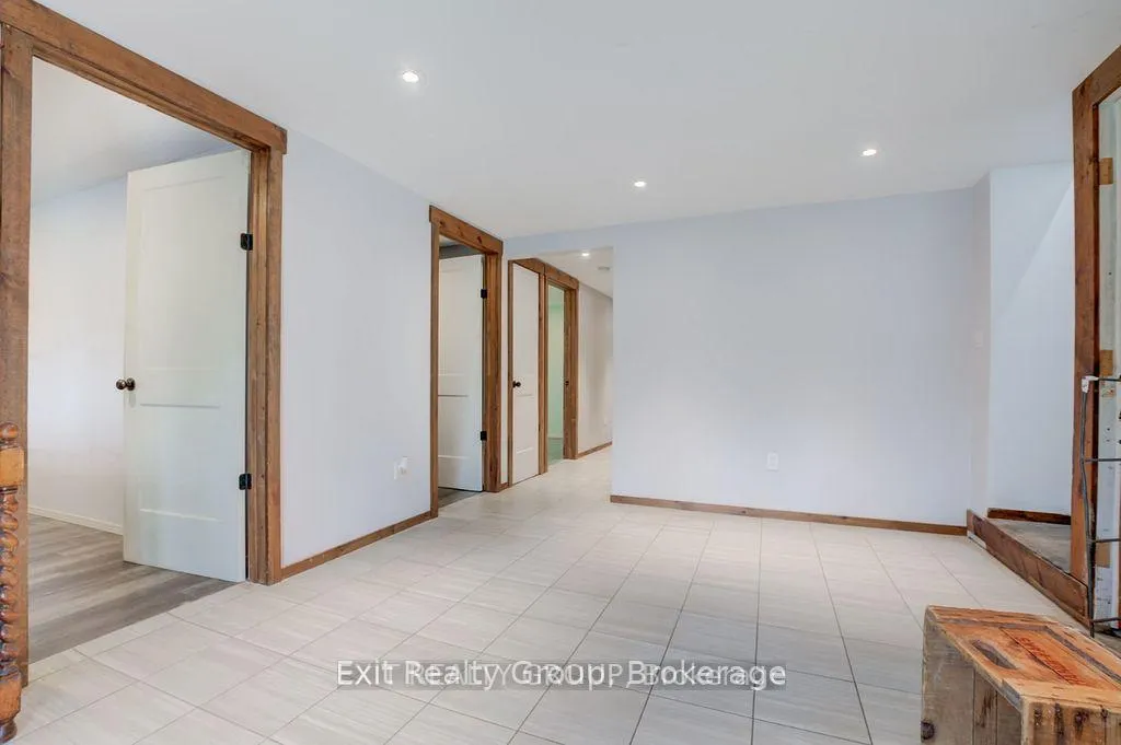 Photo 14 of 1058 Wellman Road, Frontenac, Frontenac North — HOMEH