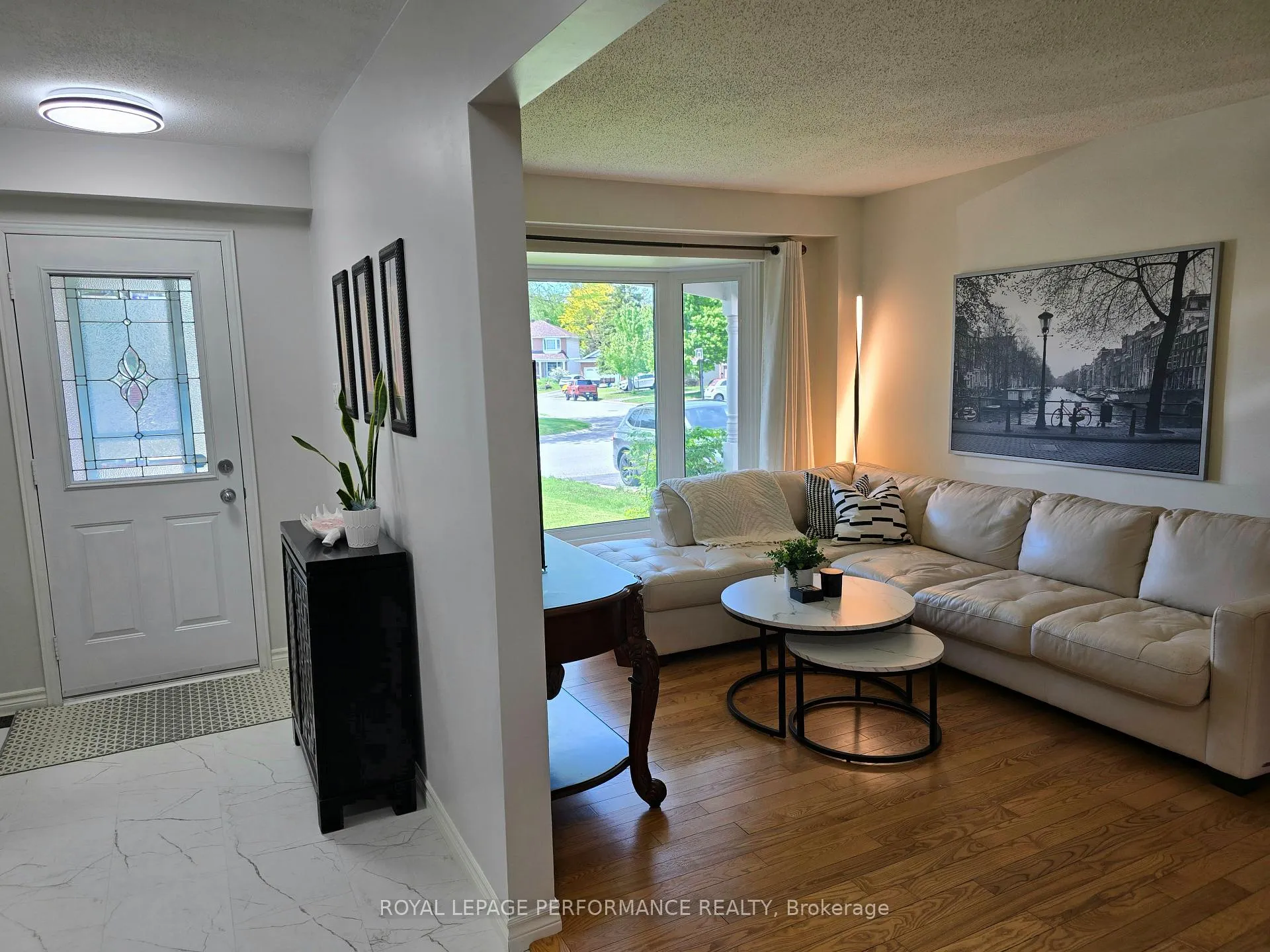 Photo 3 of 61 Hawley Crescent, Ottawa, Kanata - Bridlewood — HOMEH