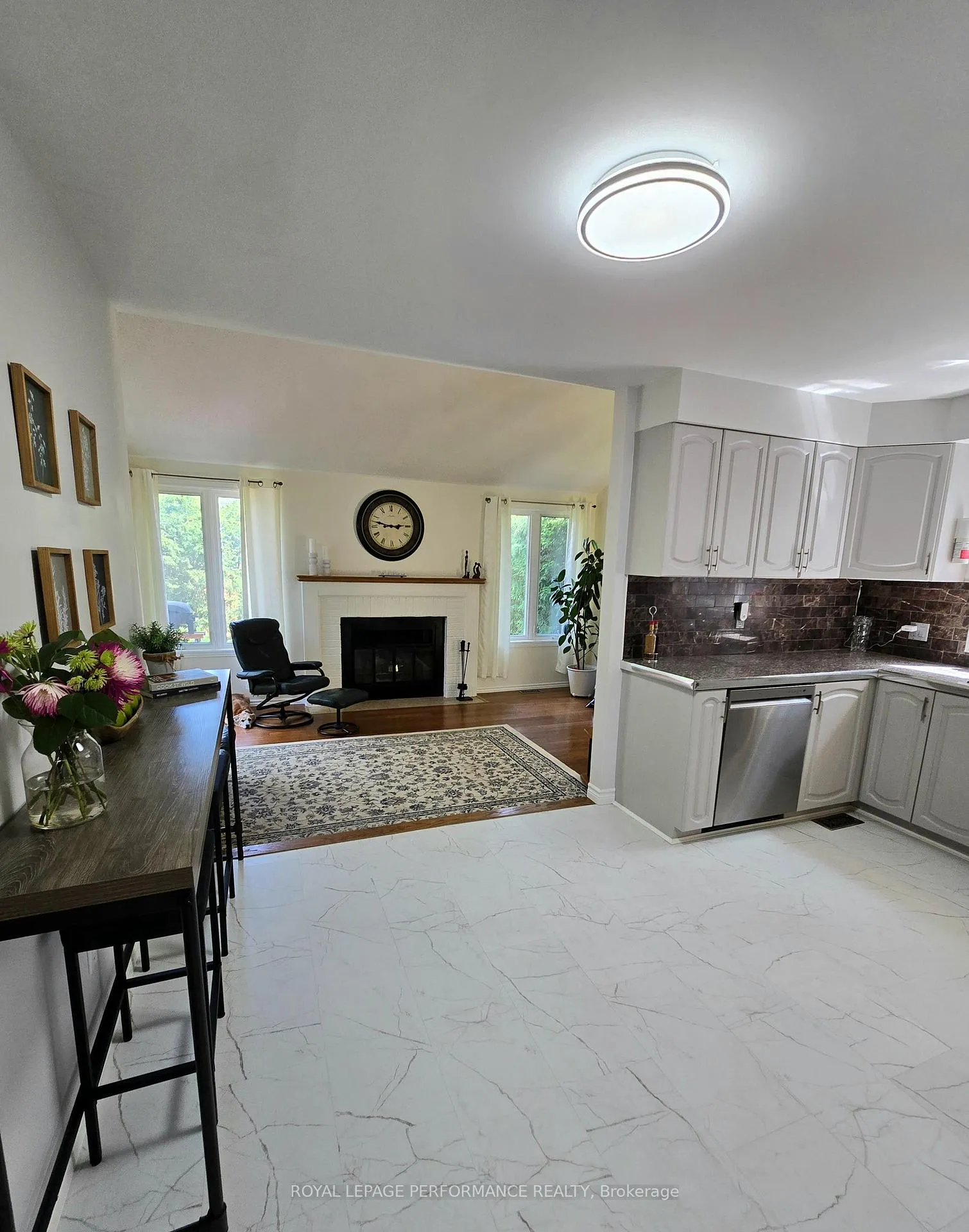 Photo 15 of 61 Hawley Crescent, Ottawa, Kanata - Bridlewood — HOMEH