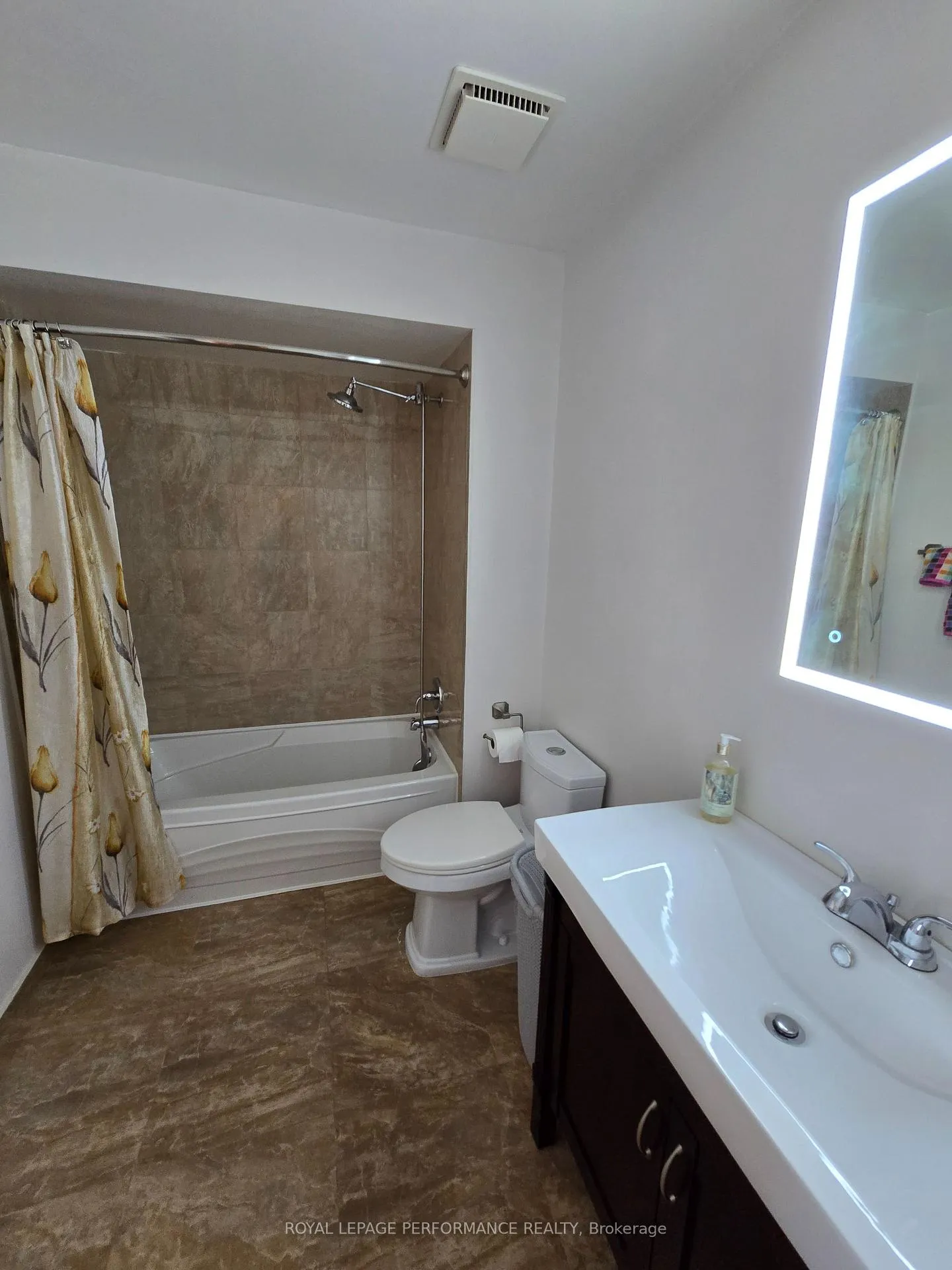 Photo 28 of 61 Hawley Crescent, Ottawa, Kanata - Bridlewood — HOMEH