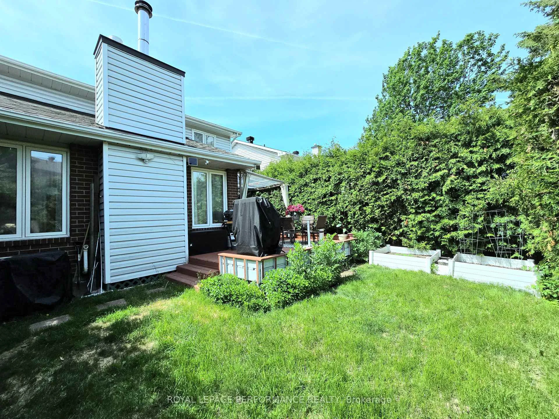 Photo 37 of 61 Hawley Crescent, Ottawa, Kanata - Bridlewood — HOMEH