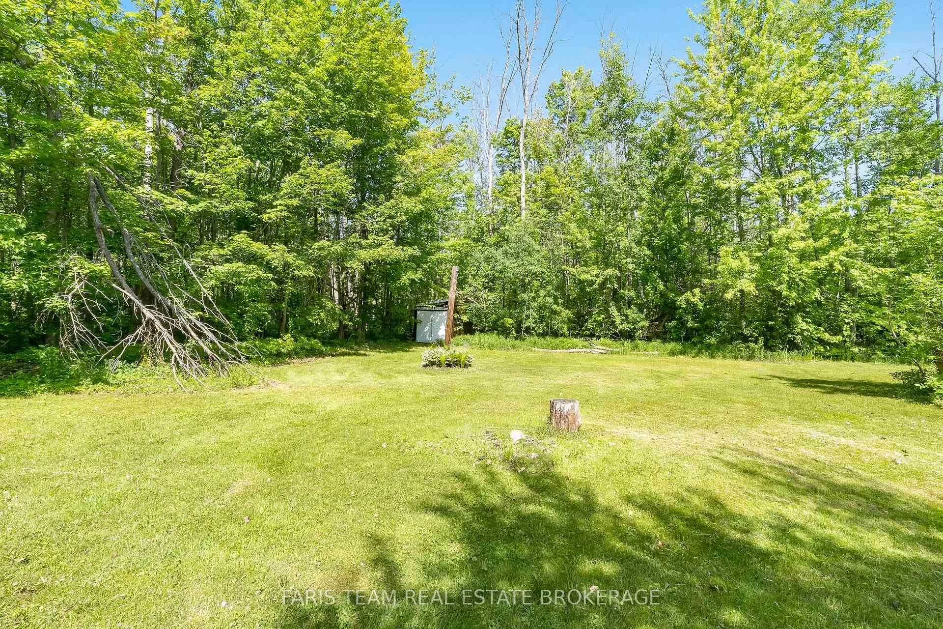 Photo 32 of 46 Hearthstone Drive, Tay, Rural Tay — HOMEH