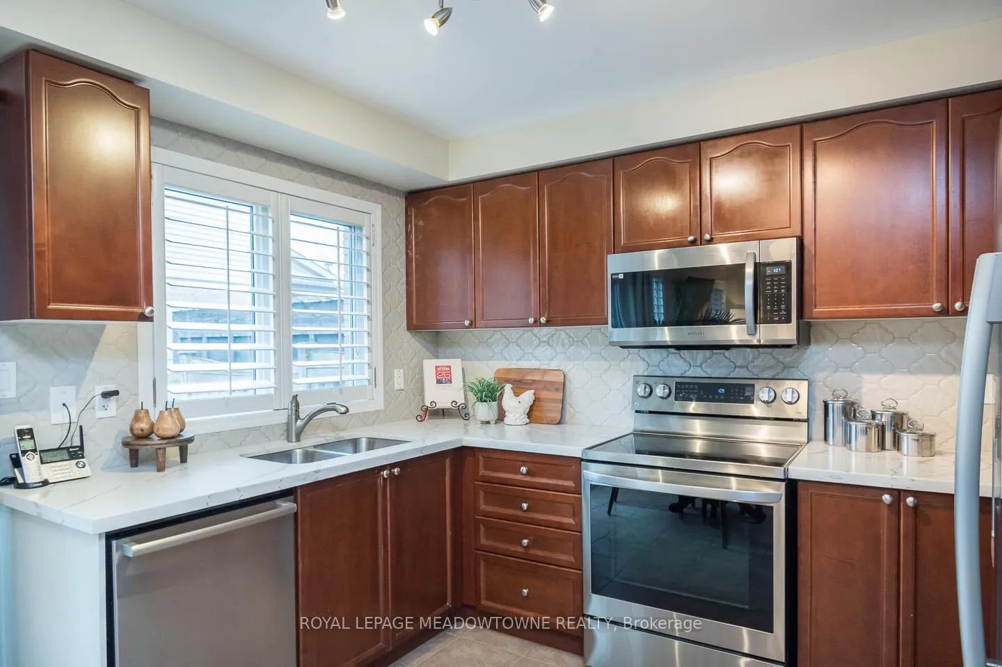 Photo 13 of 292 Mcdougall Cross, Milton, Harrison — HOMEH