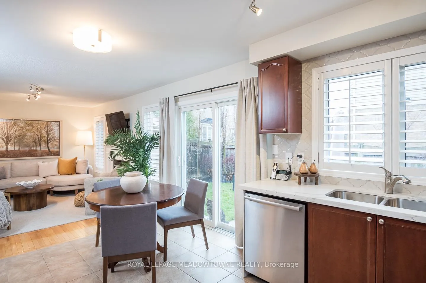 Photo 14 of 292 Mcdougall Cross, Milton, Harrison — HOMEH