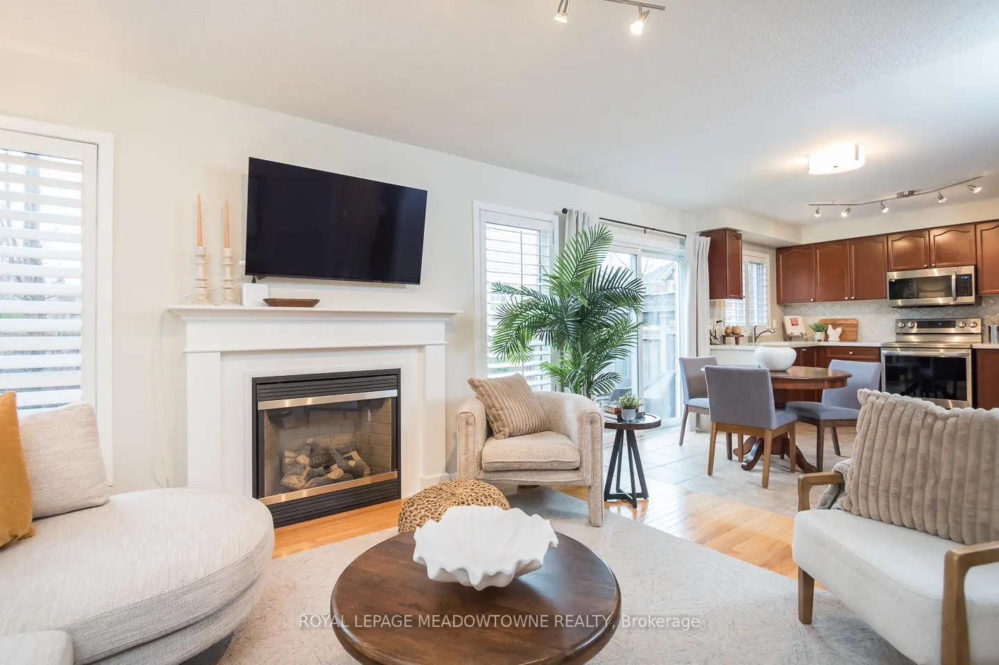 Photo 17 of 292 Mcdougall Cross, Milton, Harrison — HOMEH