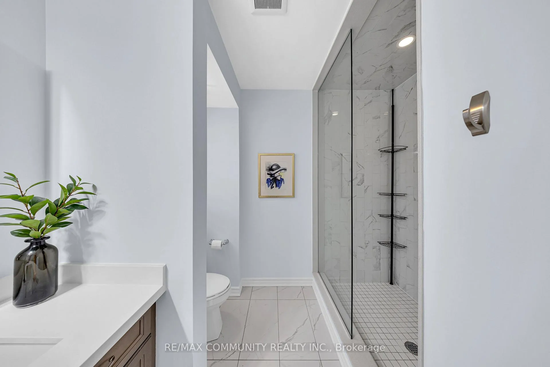 Photo 36 of 1055 Foxtail Crescent, Pickering, Rural Pickering — HOMEH