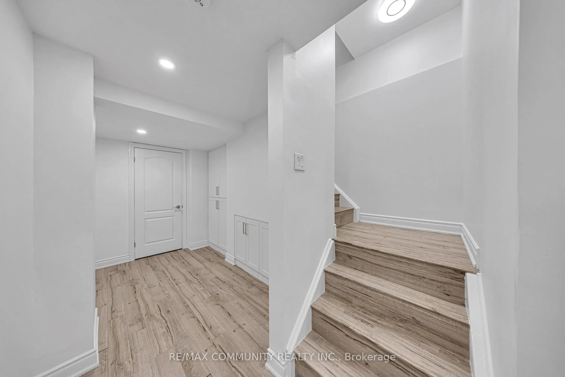 Photo 39 of 1055 Foxtail Crescent, Pickering, Rural Pickering — HOMEH