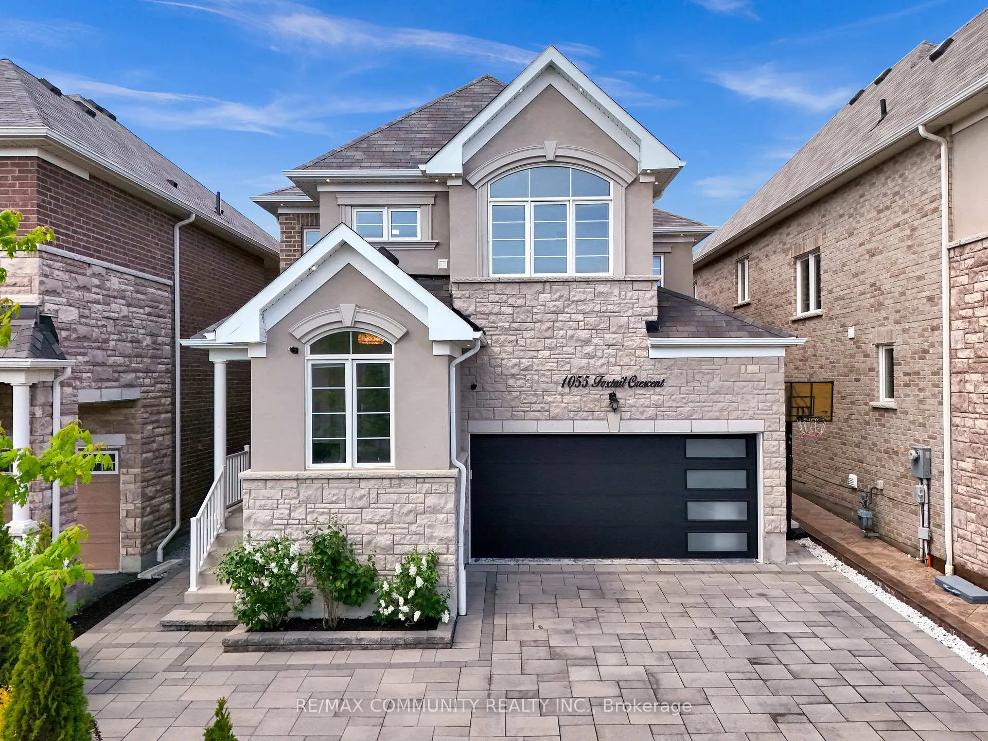 Photo 46 of 1055 Foxtail Crescent, Pickering, Rural Pickering — HOMEH