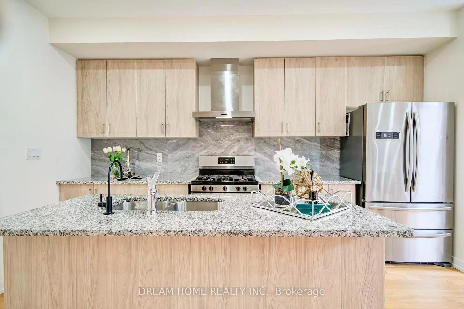 Photo 6 of 2190 Donald Cousens Parkway, Markham, Cornell — HOMEH