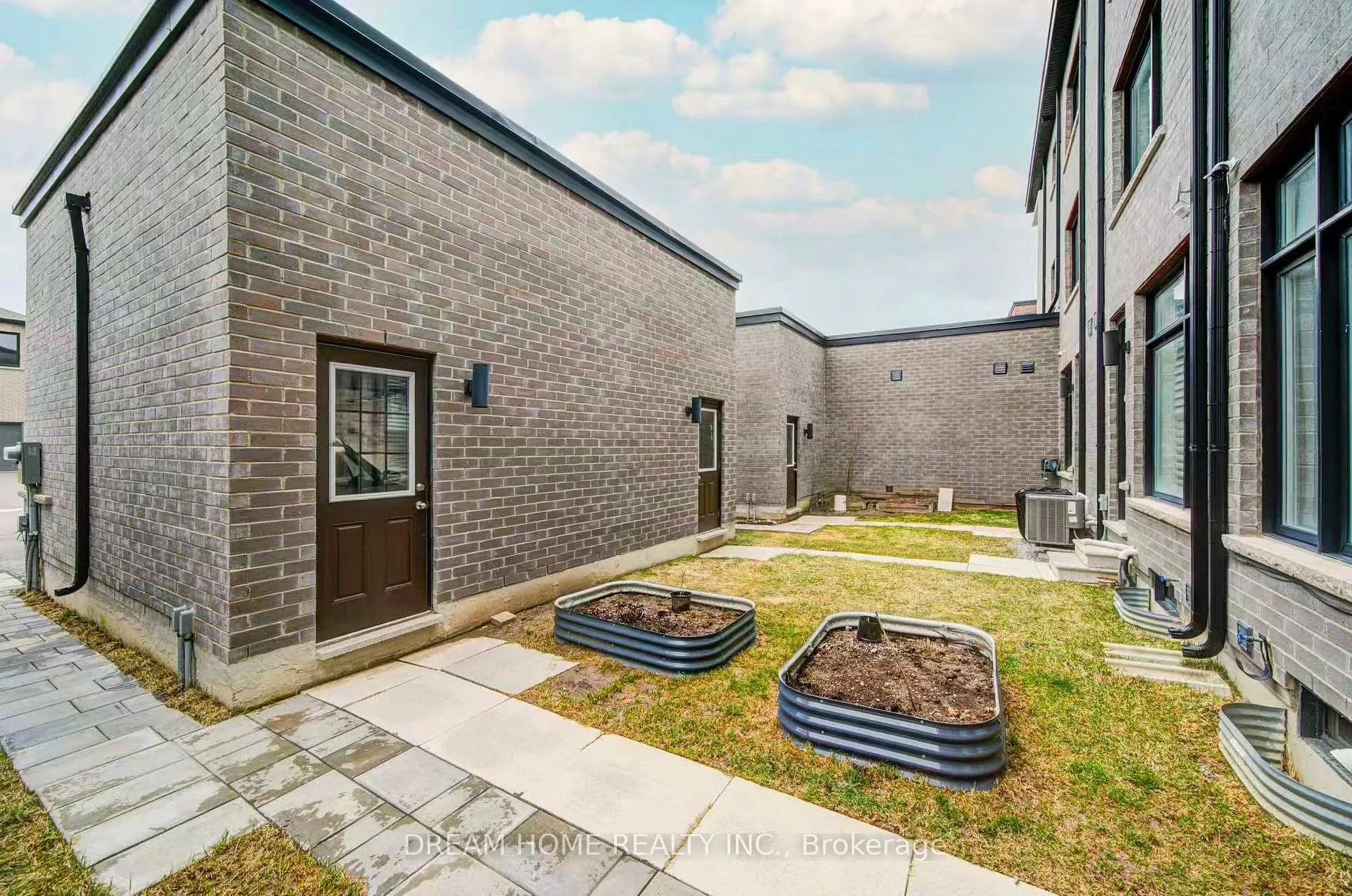 Photo 27 of 2190 Donald Cousens Parkway, Markham, Cornell — HOMEH