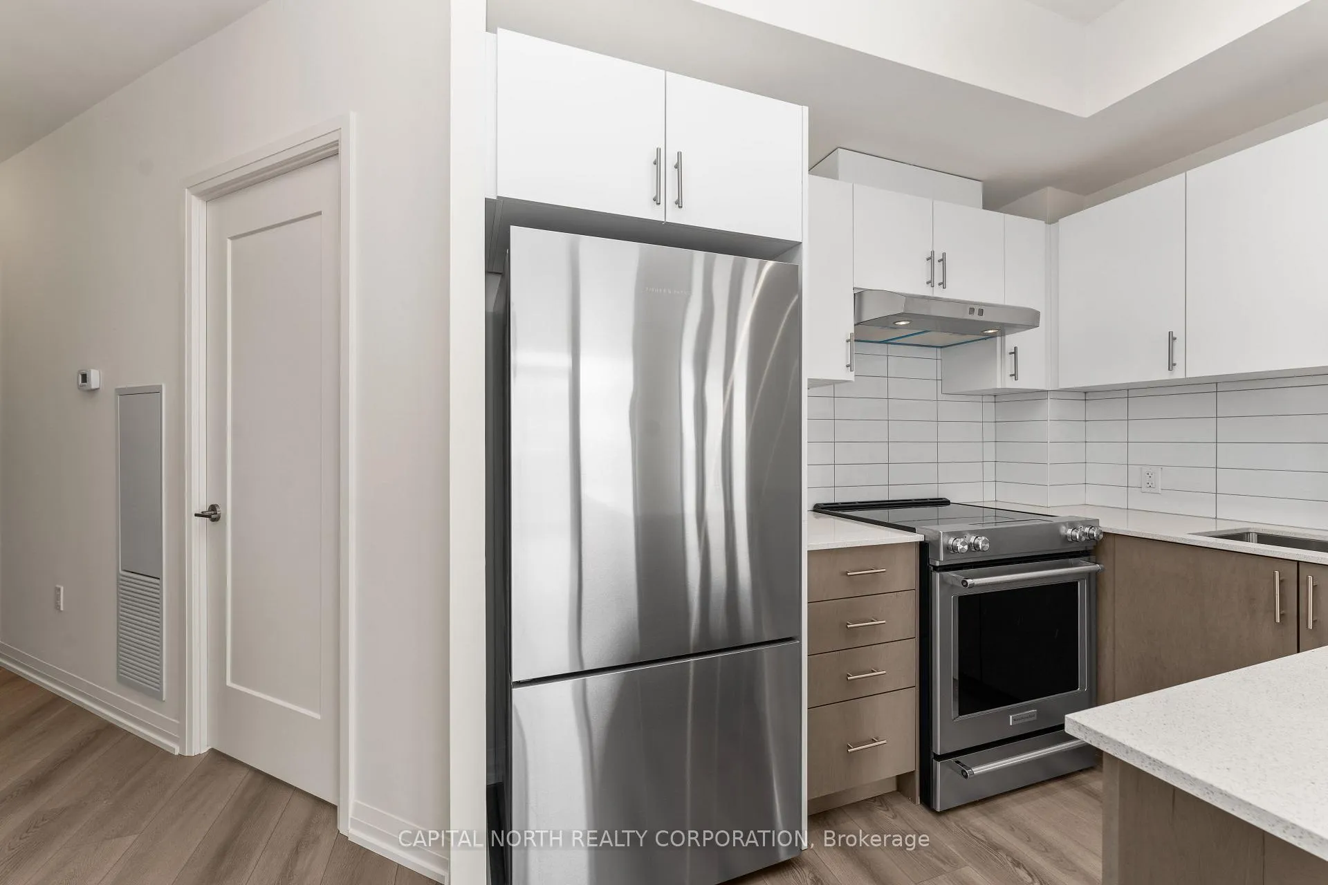 Photo 14 of Unit 2002, 9000 Jane Street, Vaughan, Vellore Village — HOMEH