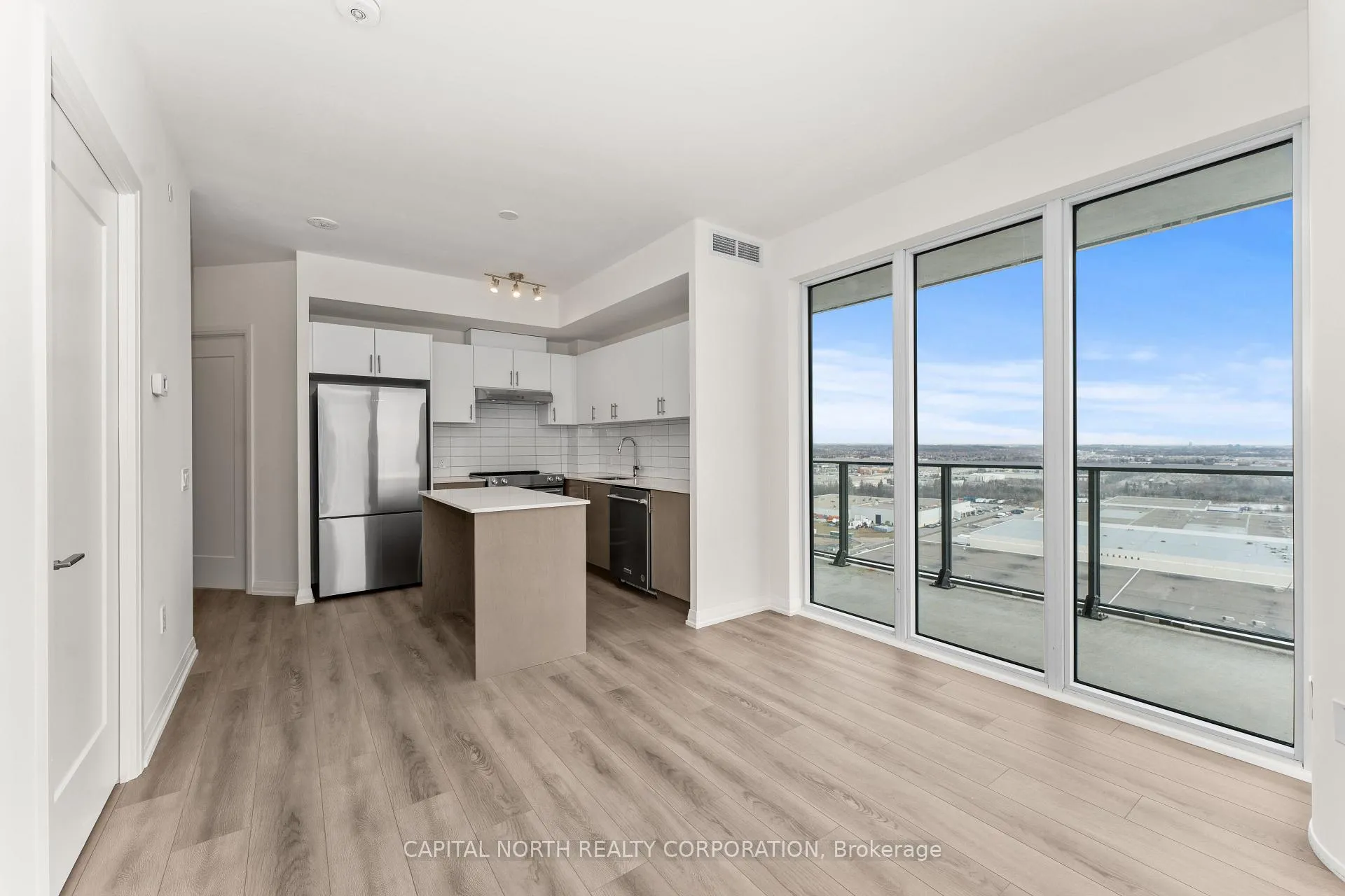 Photo 16 of Unit 2002, 9000 Jane Street, Vaughan, Vellore Village — HOMEH