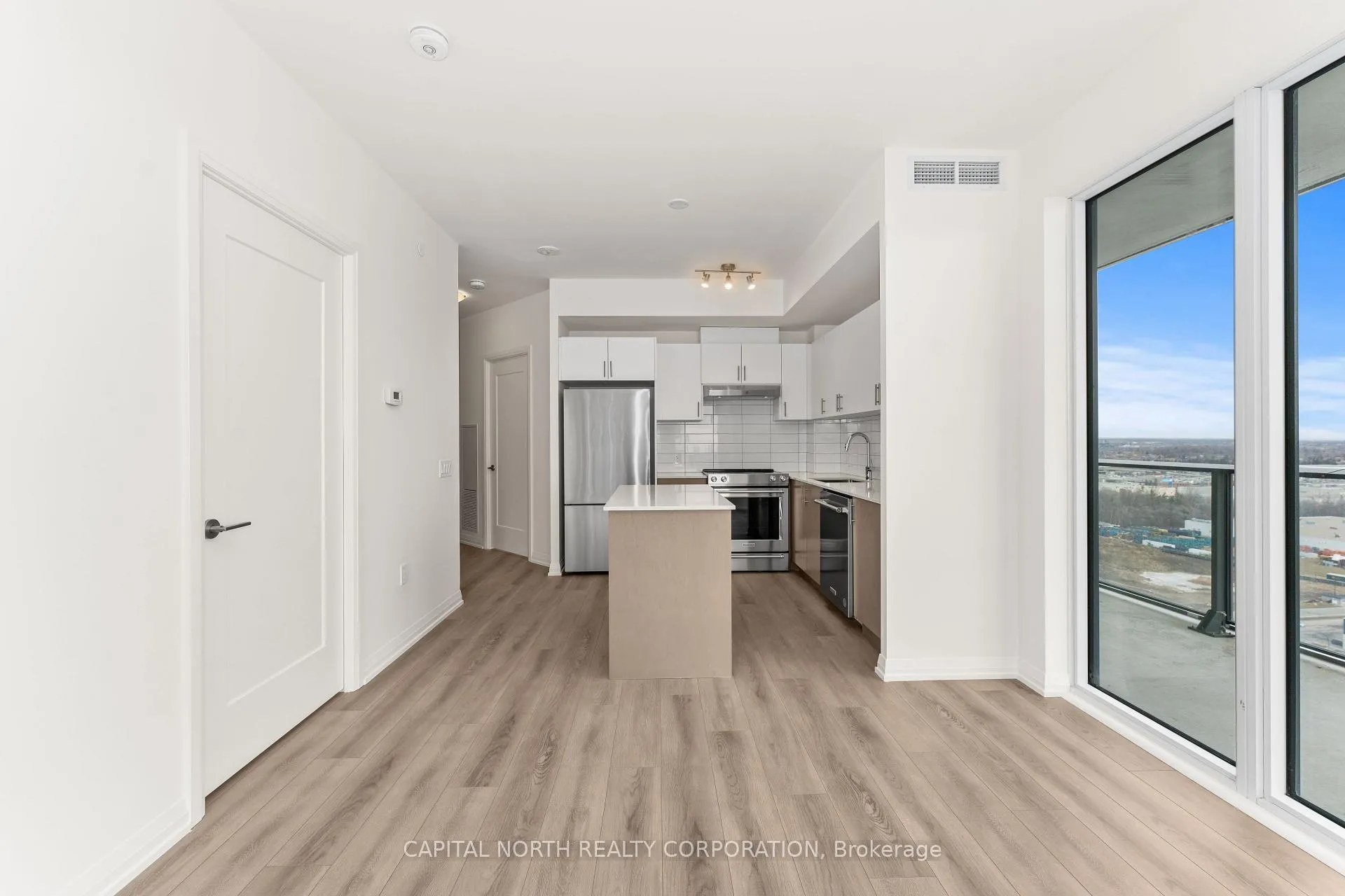 Photo 17 of Unit 2002, 9000 Jane Street, Vaughan, Vellore Village — HOMEH