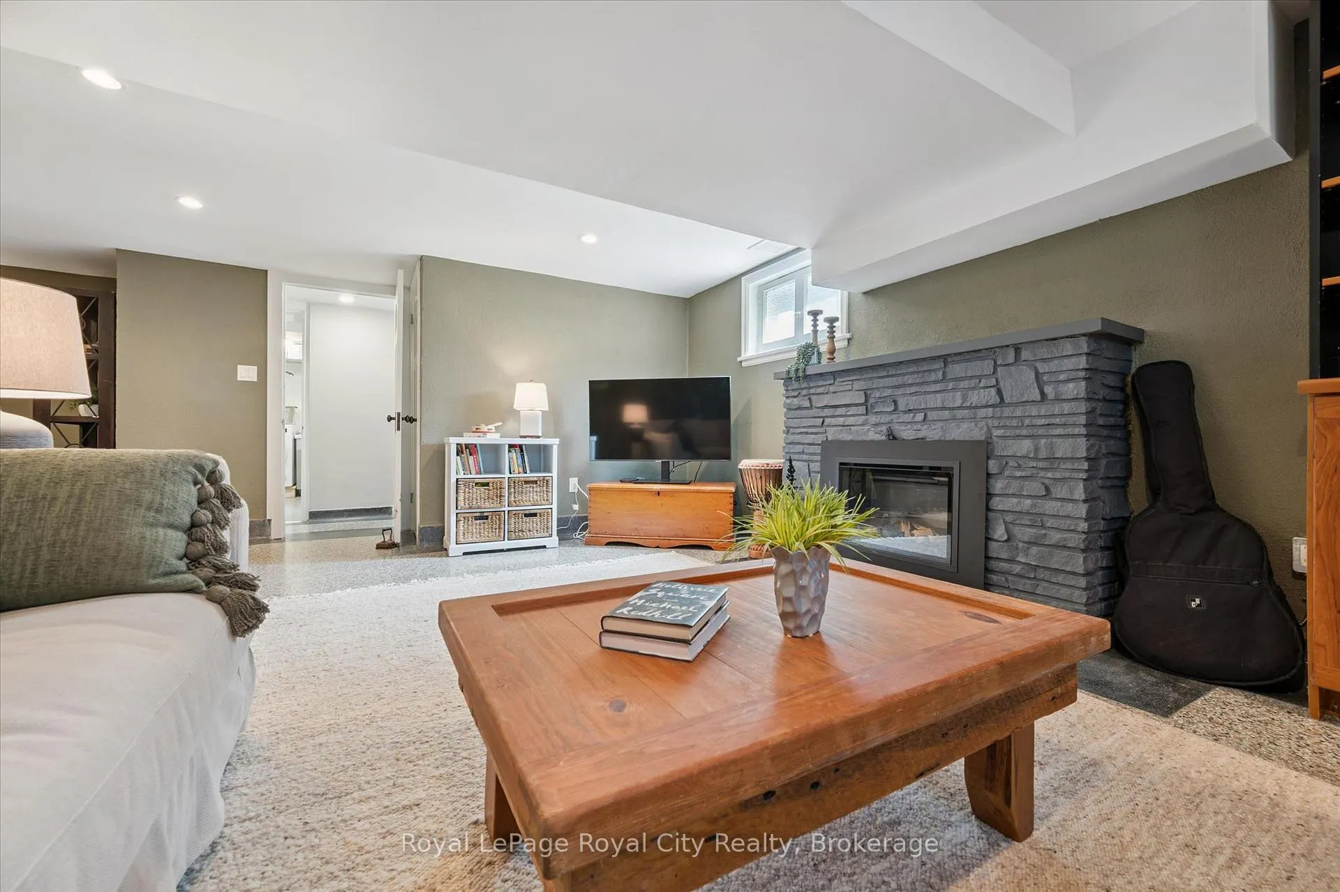 Photo 29 of 3 Mccrae Boulevard, Guelph, Dovercliffe Park/Old University — HOMEH