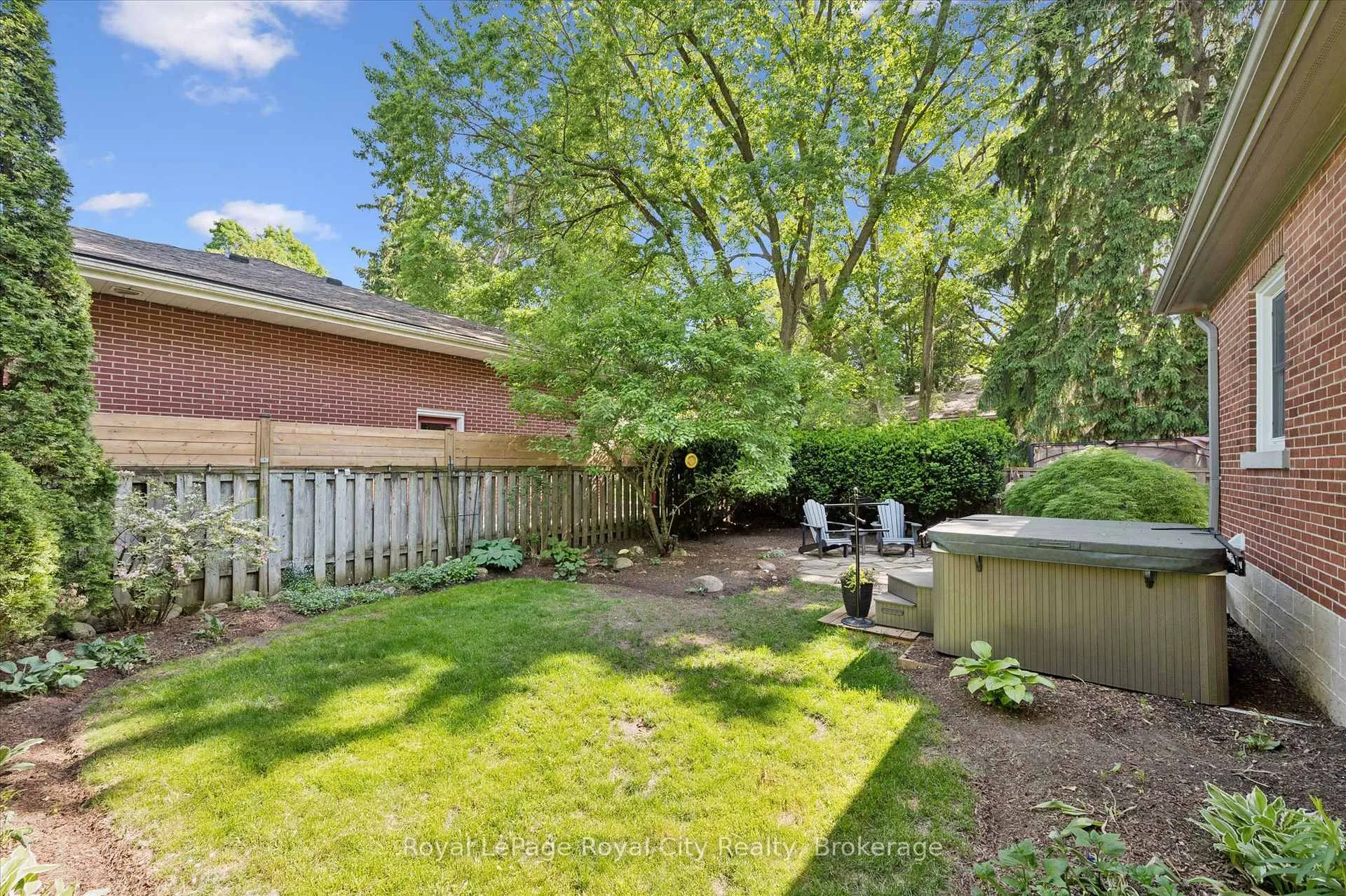 Photo 38 of 3 Mccrae Boulevard, Guelph, Dovercliffe Park/Old University — HOMEH