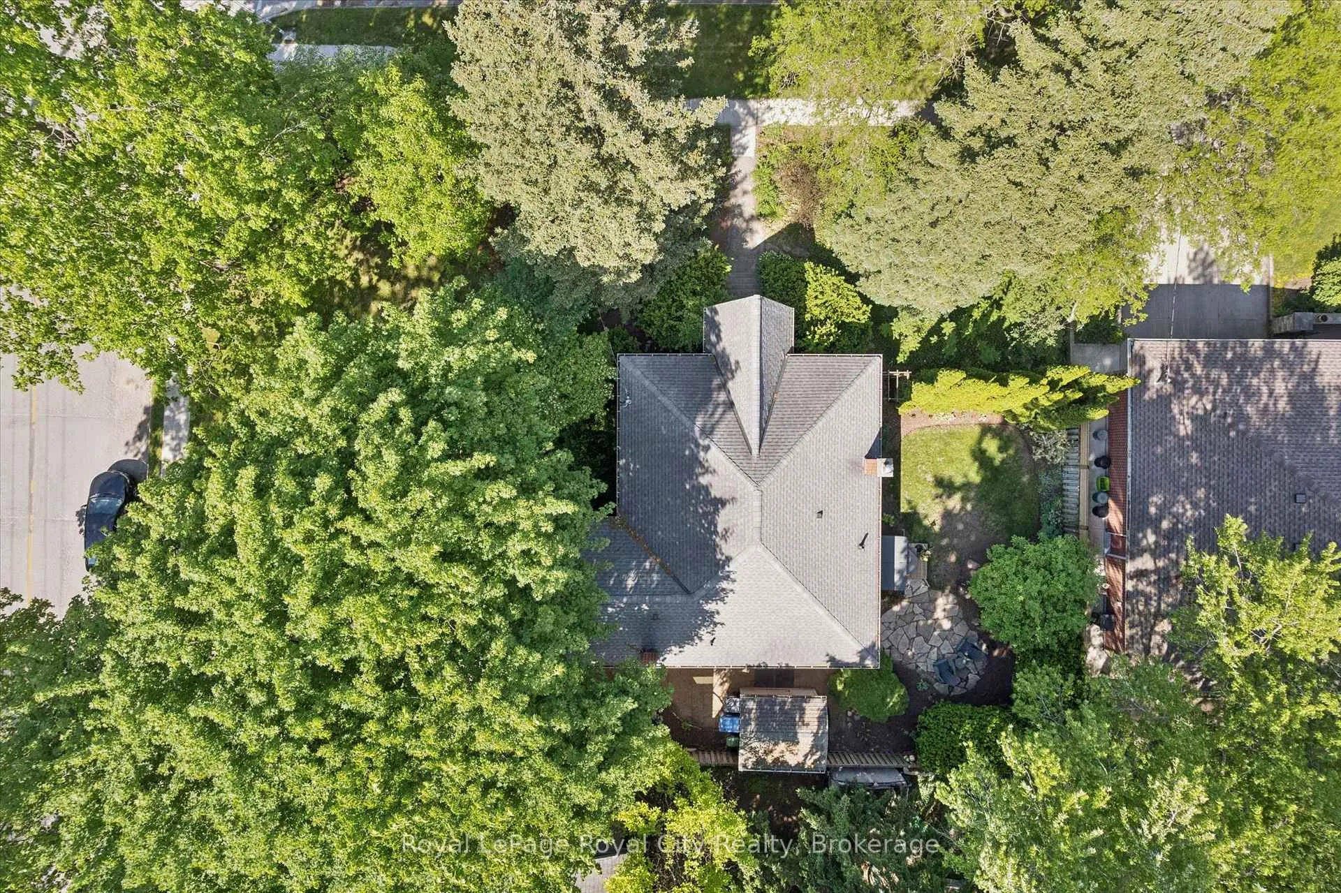 Photo 43 of 3 Mccrae Boulevard, Guelph, Dovercliffe Park/Old University — HOMEH