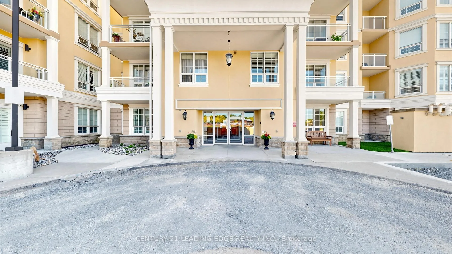 Photo 2 of Unit 208, 21 Brookhouse Drive, Clarington, Newcastle — HOMEH