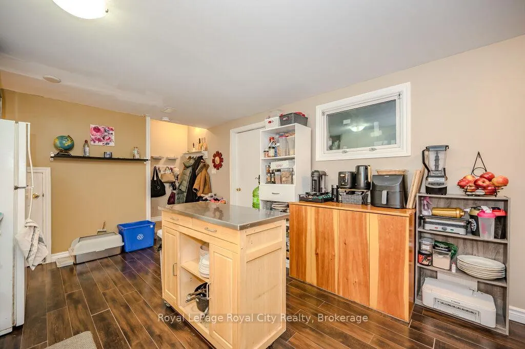 Photo 4 of Unit BASEMENT, 337 Ironwood Road, Guelph, Kortright West — HOMEH