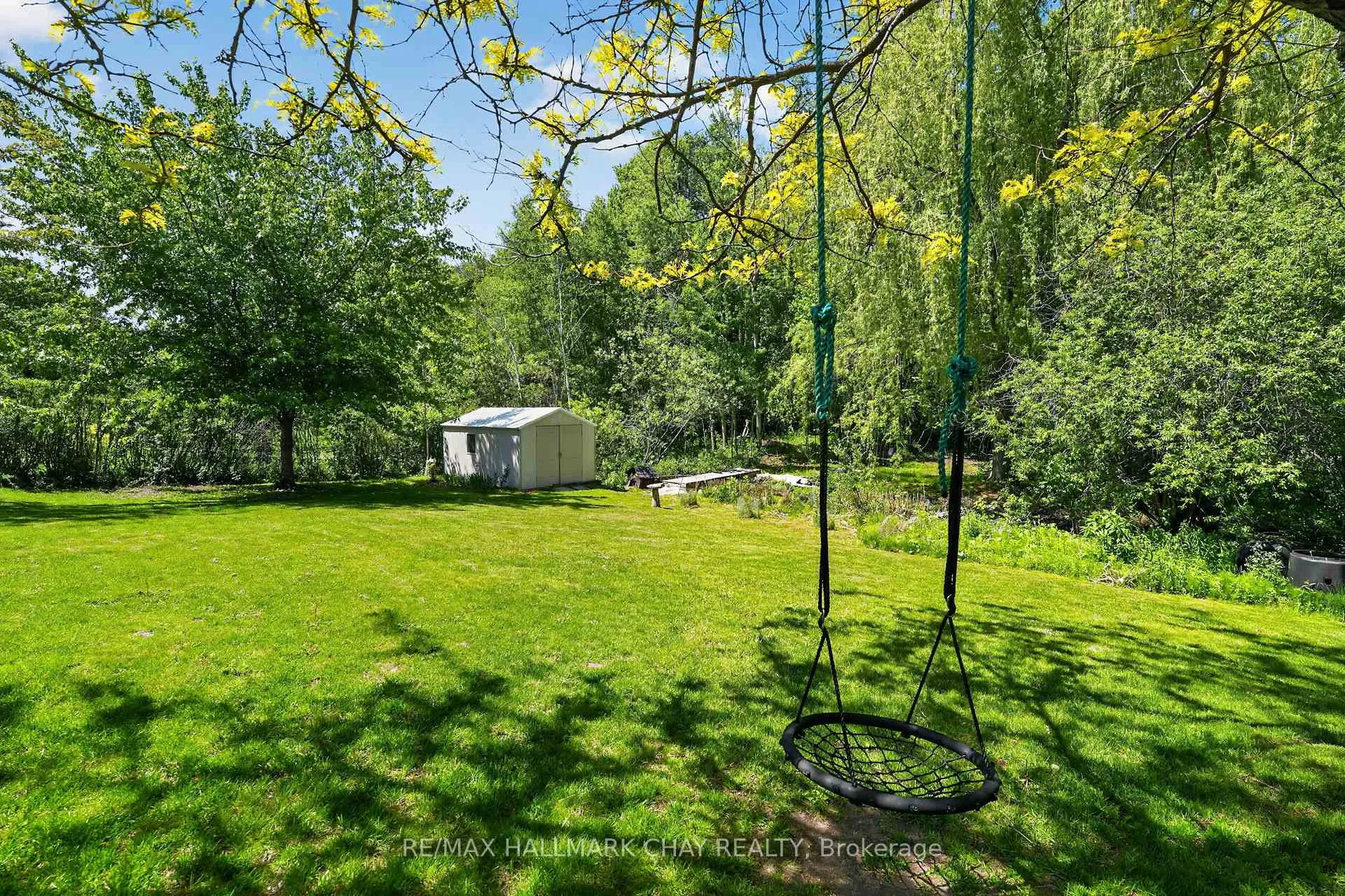 Photo 5 of 55 Burbank Circle, Adjala-Tosorontio, Everett — HOMEH