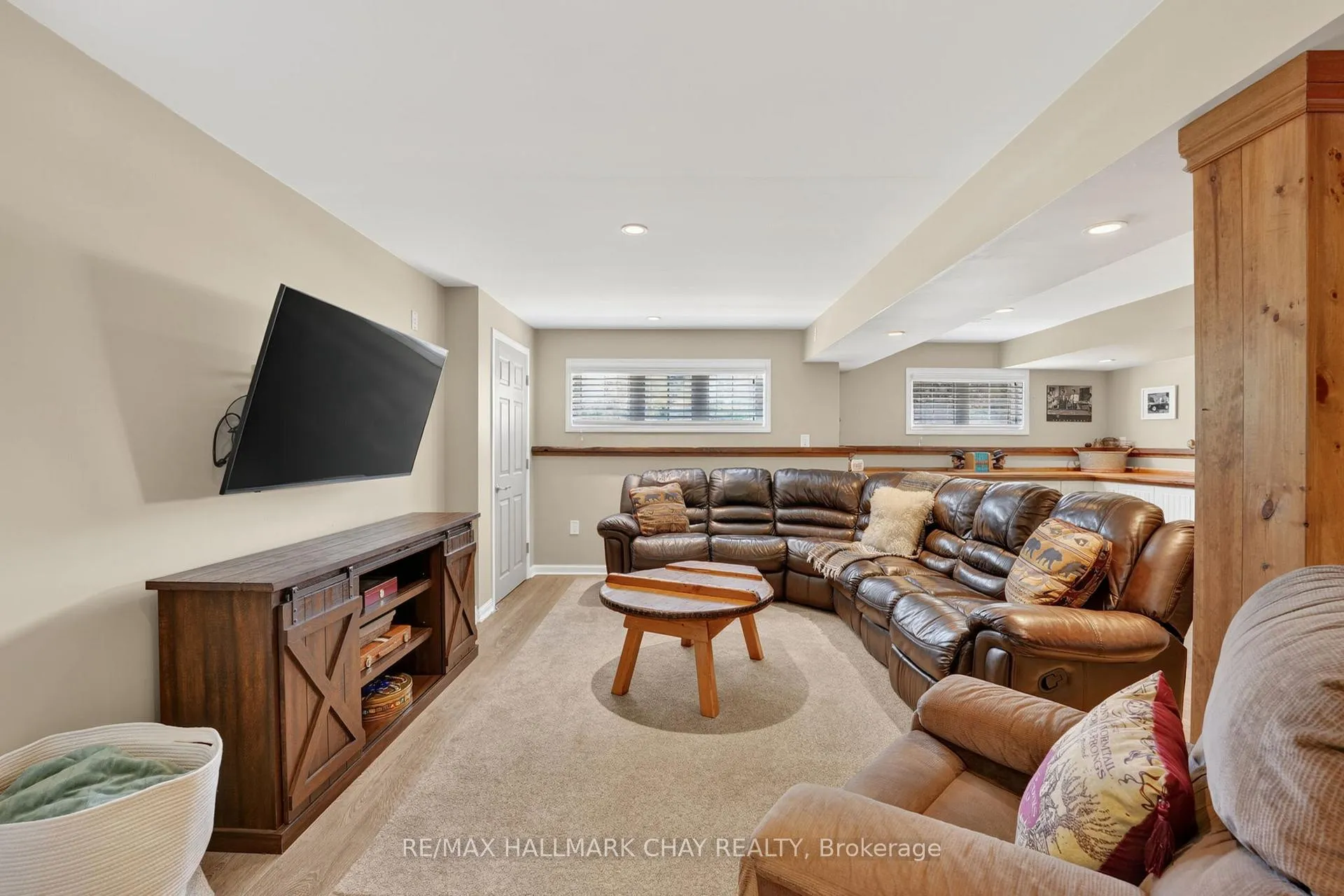 Photo 30 of 55 Burbank Circle, Adjala-Tosorontio, Everett — HOMEH
