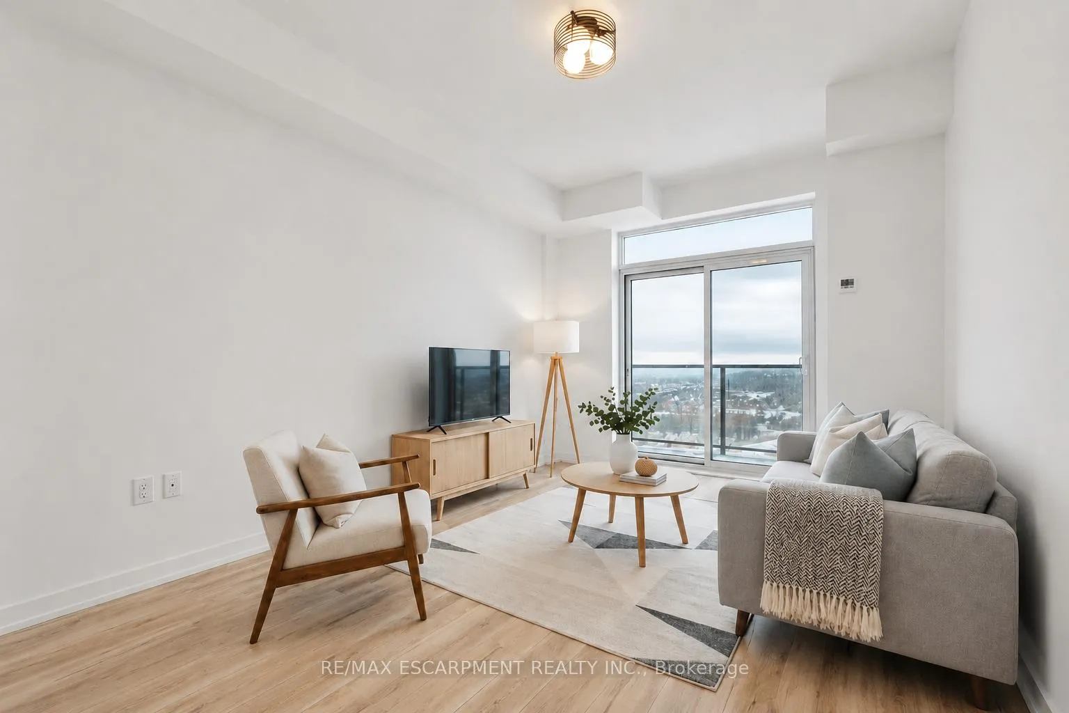 Photo 11 of Unit 1001, 450 Dundas Street E, Hamilton, Waterdown — HOMEH