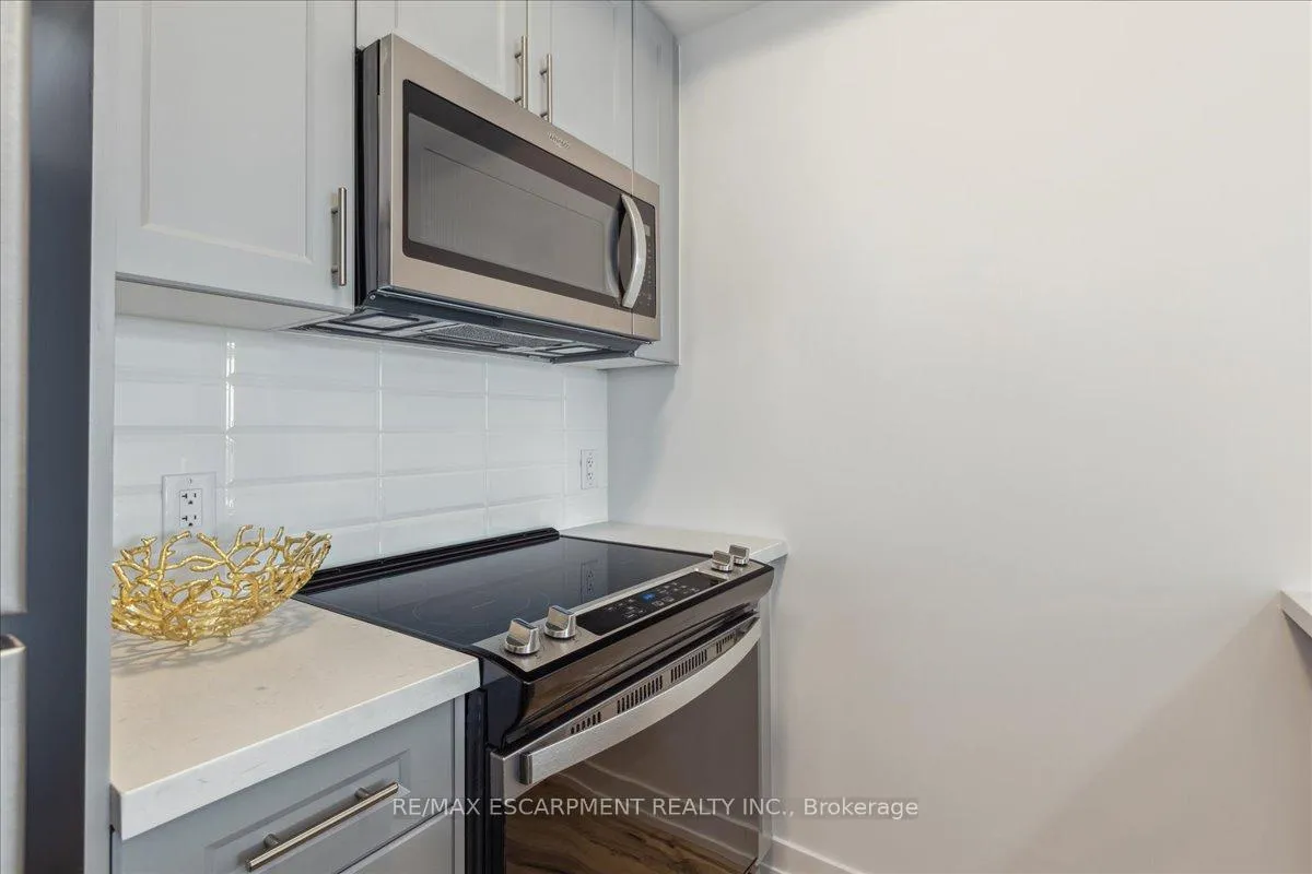 Photo 16 of Unit 1001, 450 Dundas Street E, Hamilton, Waterdown — HOMEH