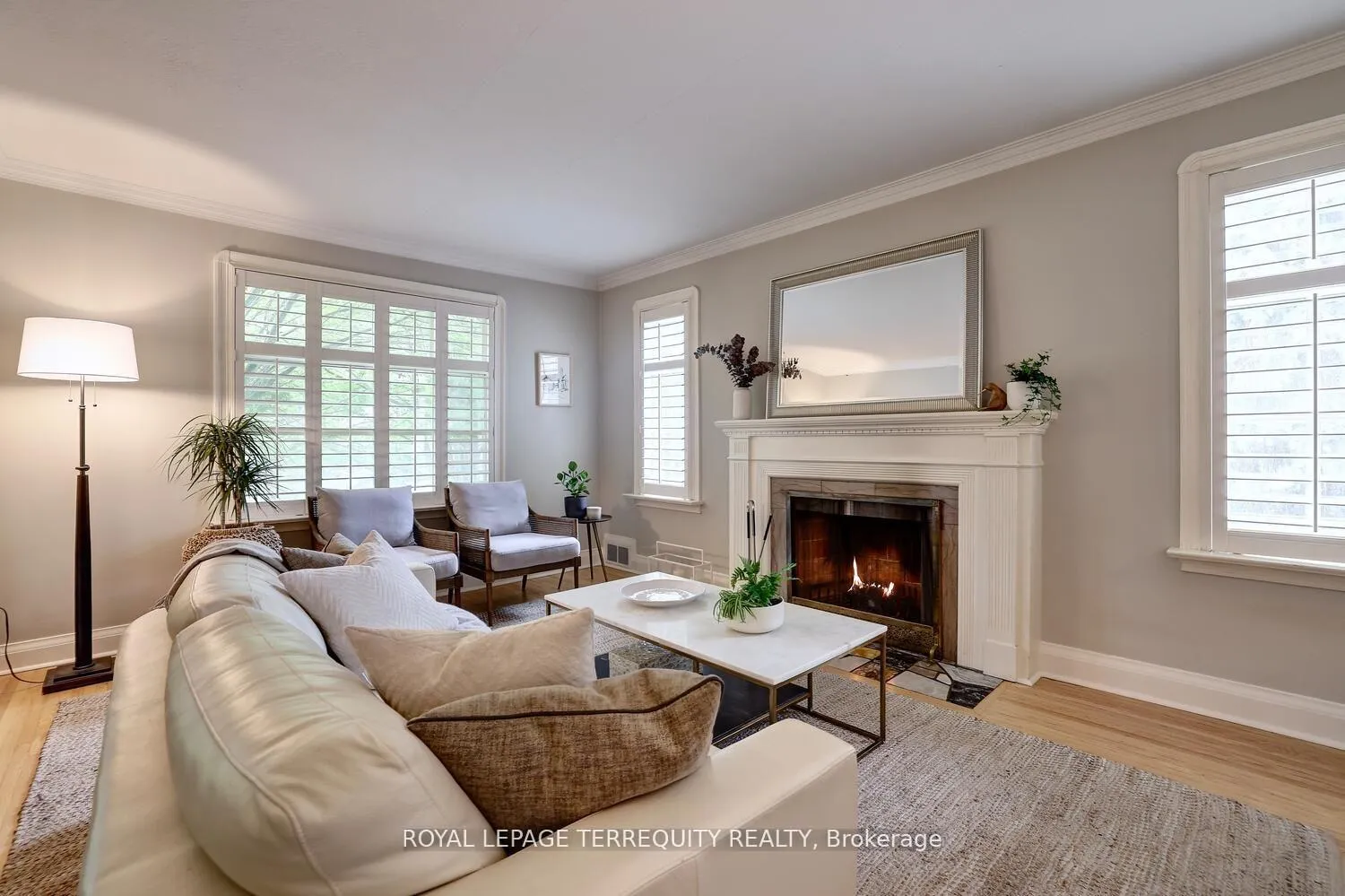 Photo 5 of 20 Elderidge Avenue, Etobicoke, Stonegate-Queensway — HOMEH