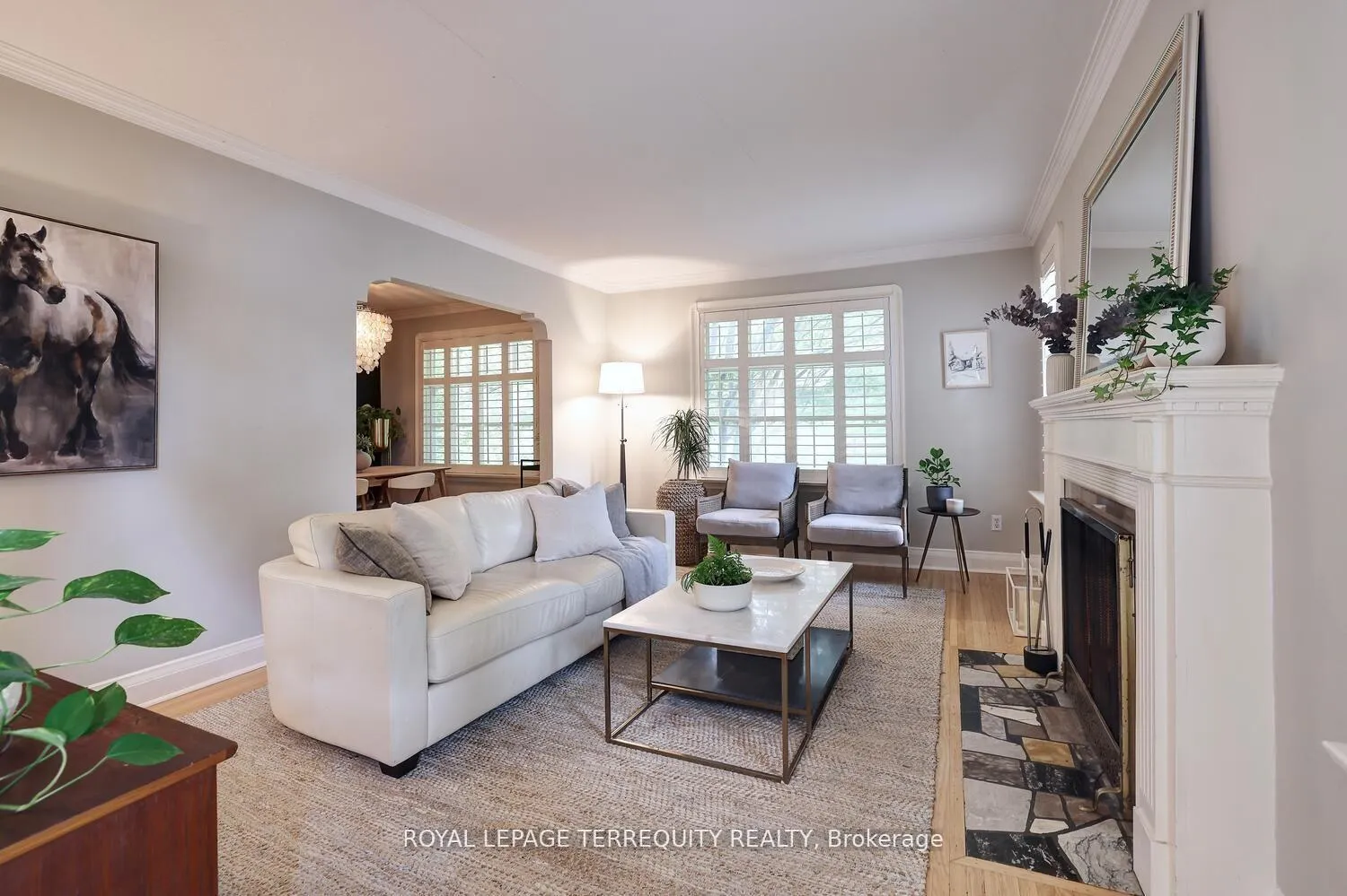 Photo 9 of 20 Elderidge Avenue, Etobicoke, Stonegate-Queensway — HOMEH