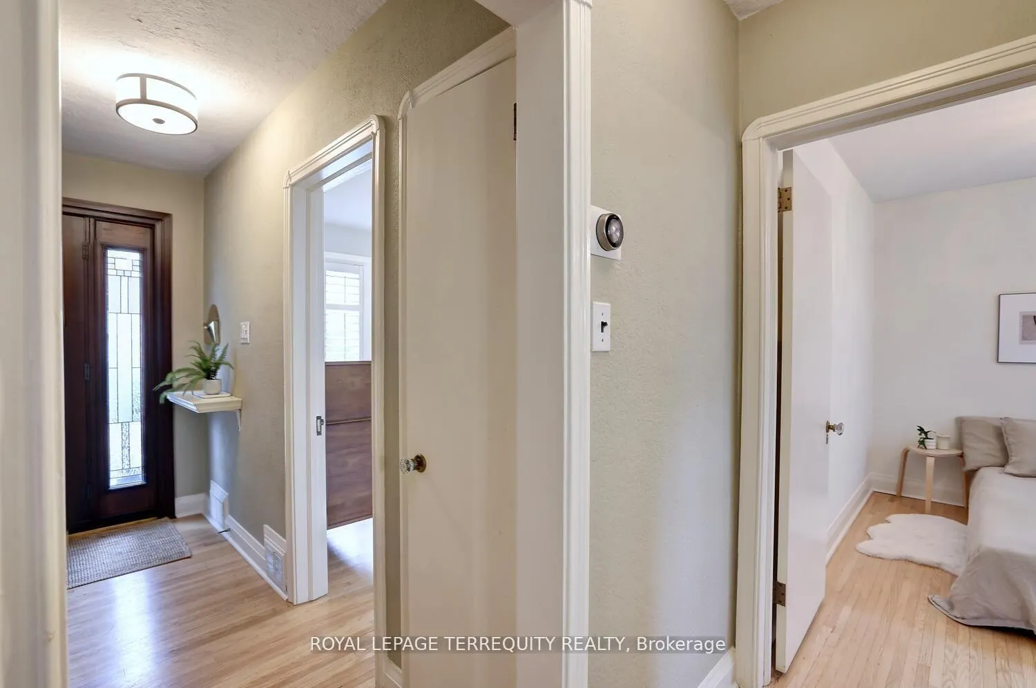 Photo 19 of 20 Elderidge Avenue, Etobicoke, Stonegate-Queensway — HOMEH