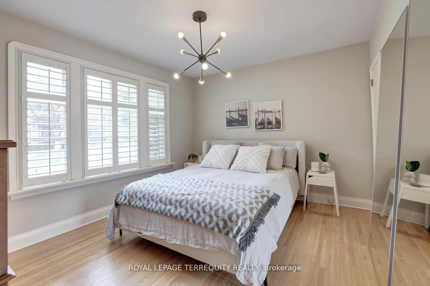 Photo 21 of 20 Elderidge Avenue, Etobicoke, Stonegate-Queensway — HOMEH