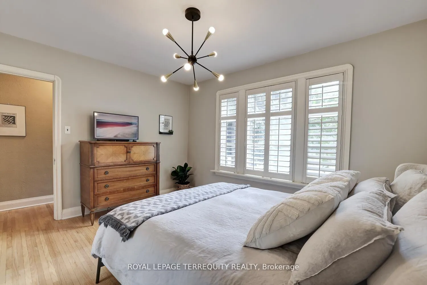 Photo 22 of 20 Elderidge Avenue, Etobicoke, Stonegate-Queensway — HOMEH