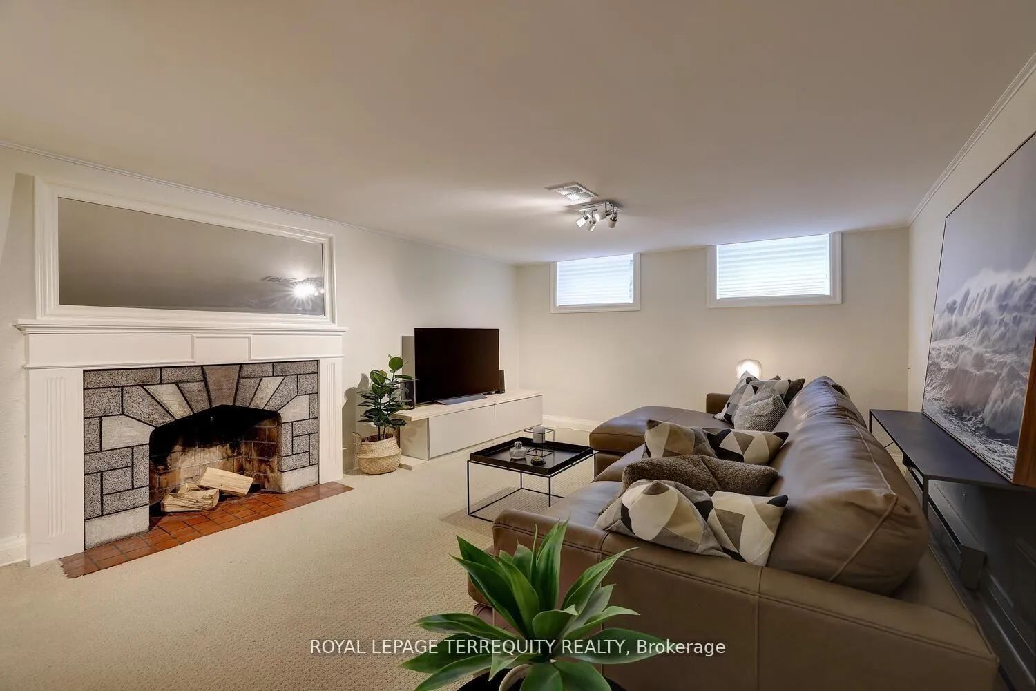 Photo 32 of 20 Elderidge Avenue, Etobicoke, Stonegate-Queensway — HOMEH