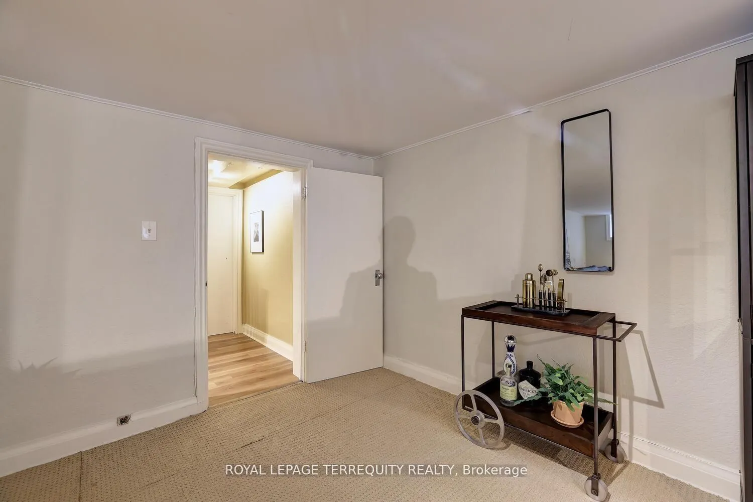 Photo 36 of 20 Elderidge Avenue, Etobicoke, Stonegate-Queensway — HOMEH