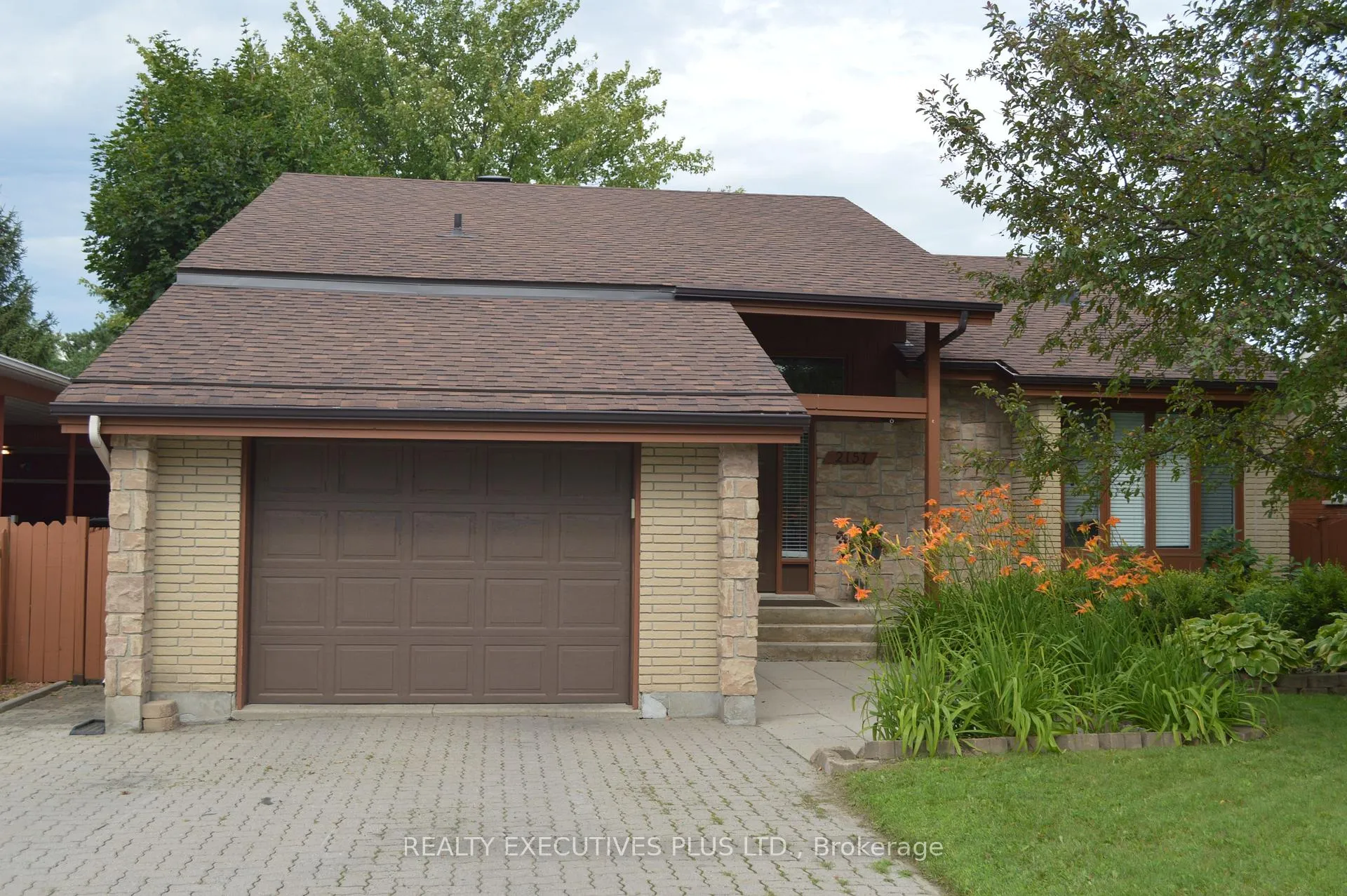 Photo 1 of 2157 Boyer Road, Ottawa, Chateauneuf — HOMEH