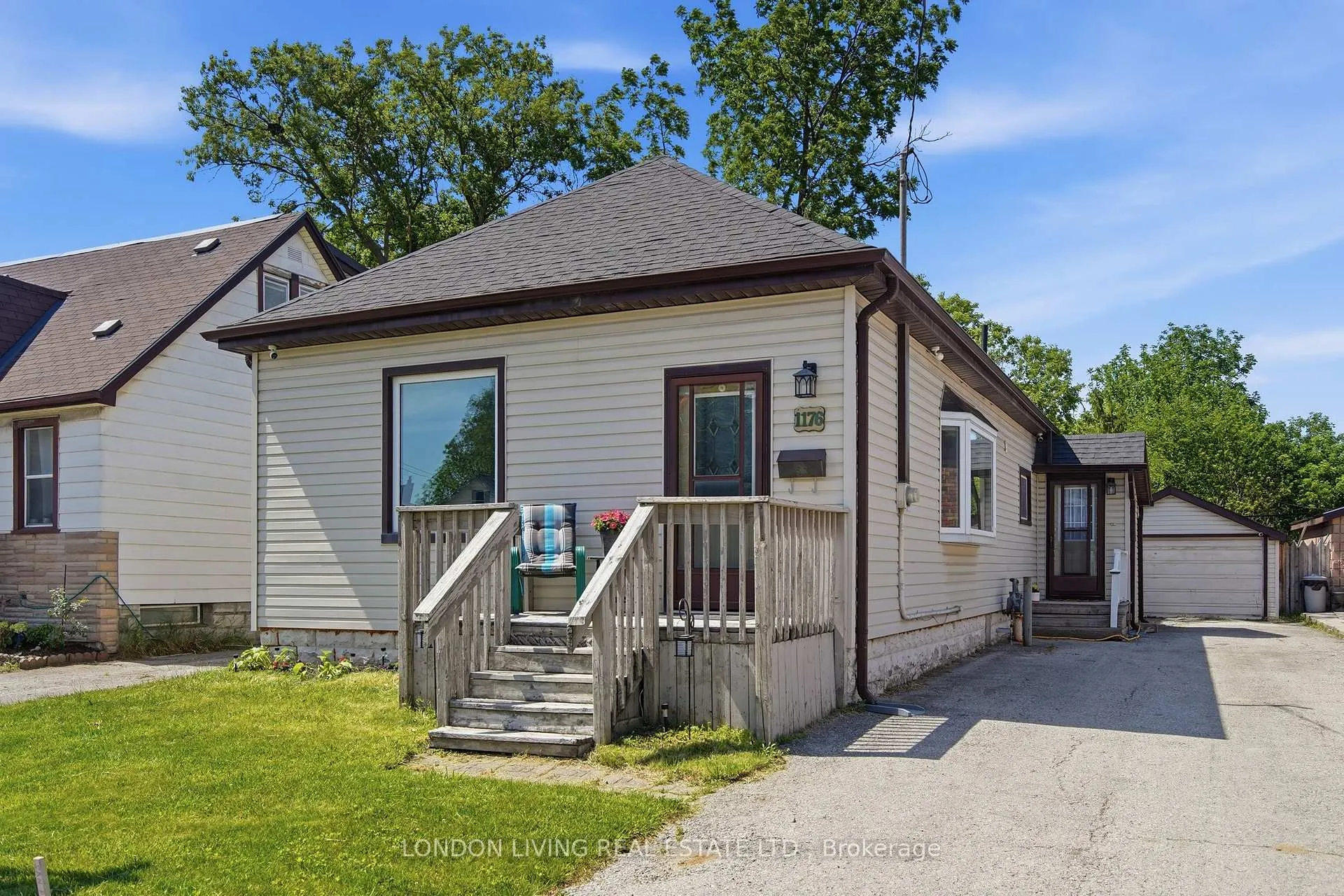 Photo 4 of 1176 Florence Street, London, East M — HOMEH