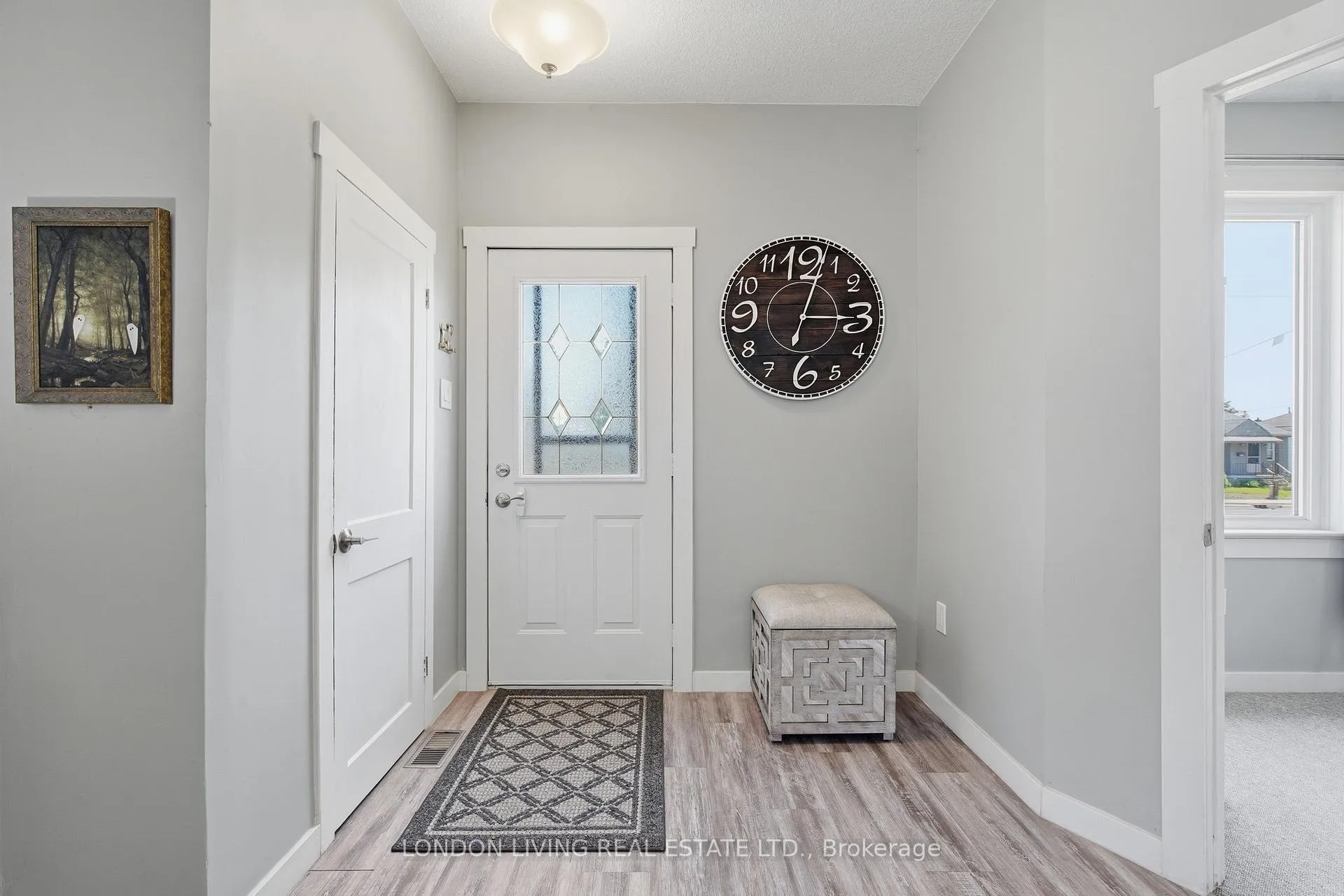 Photo 8 of 1176 Florence Street, London, East M — HOMEH