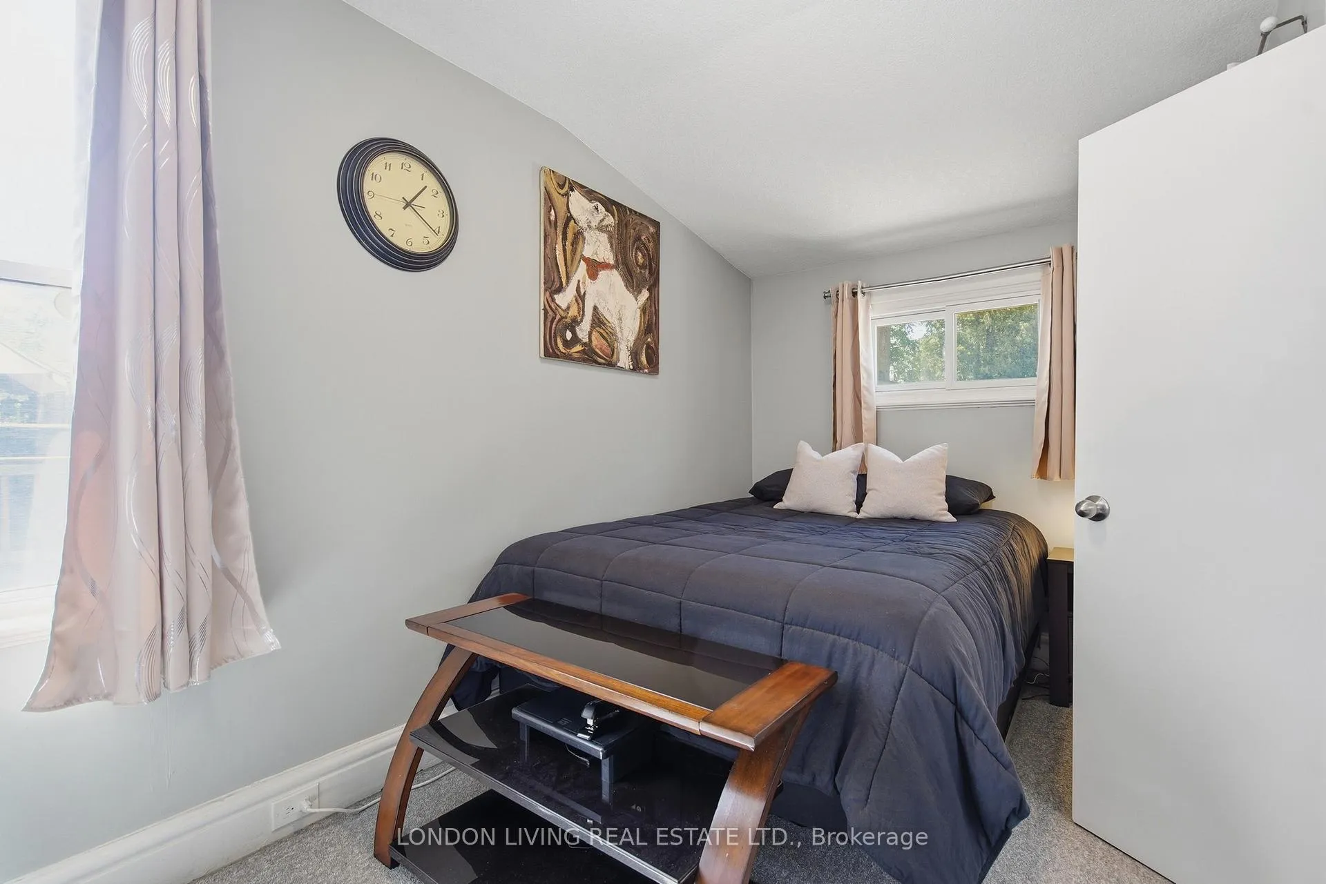 Photo 25 of 1176 Florence Street, London, East M — HOMEH
