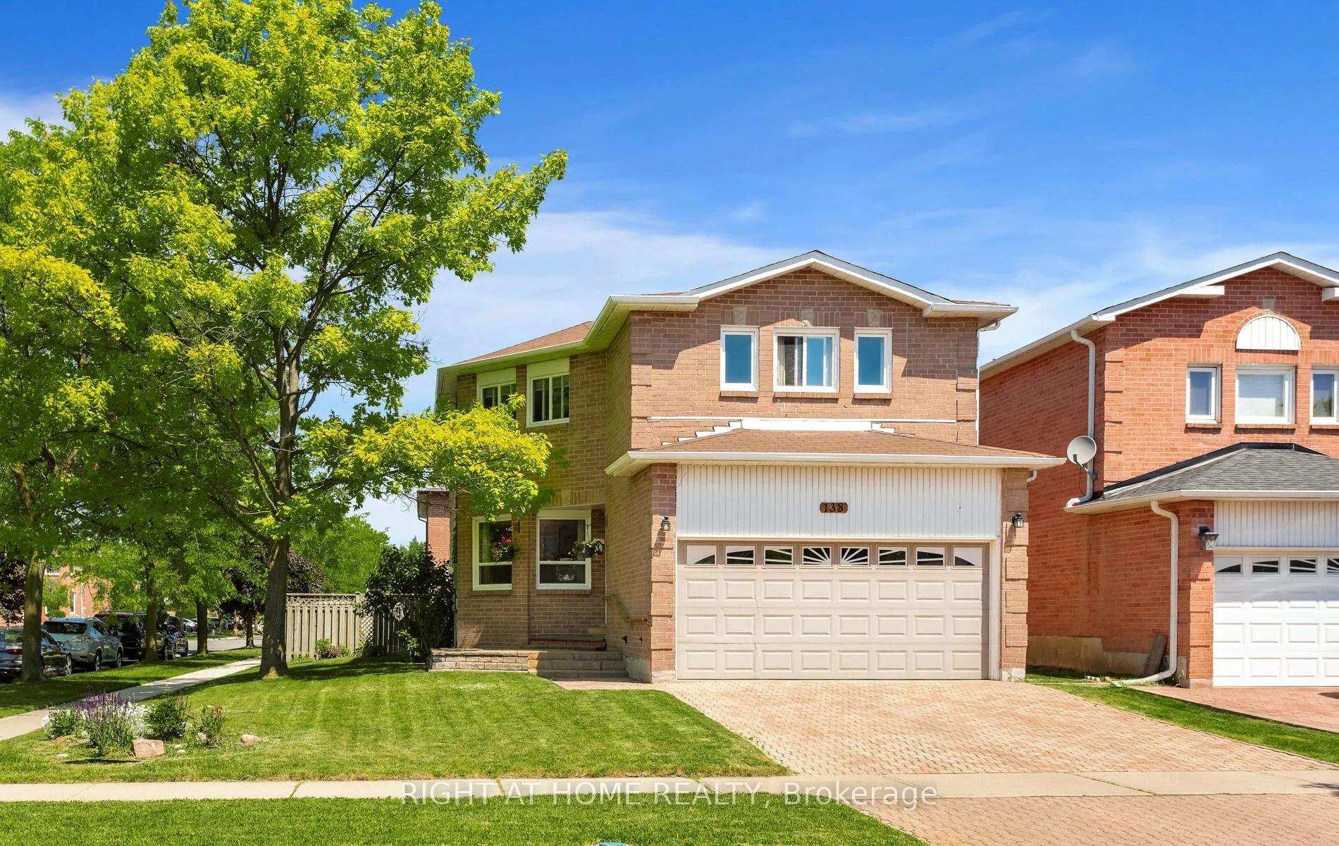 Photo 1 of 138 Atkins Circle, Brampton, Northwood Park — HOMEH