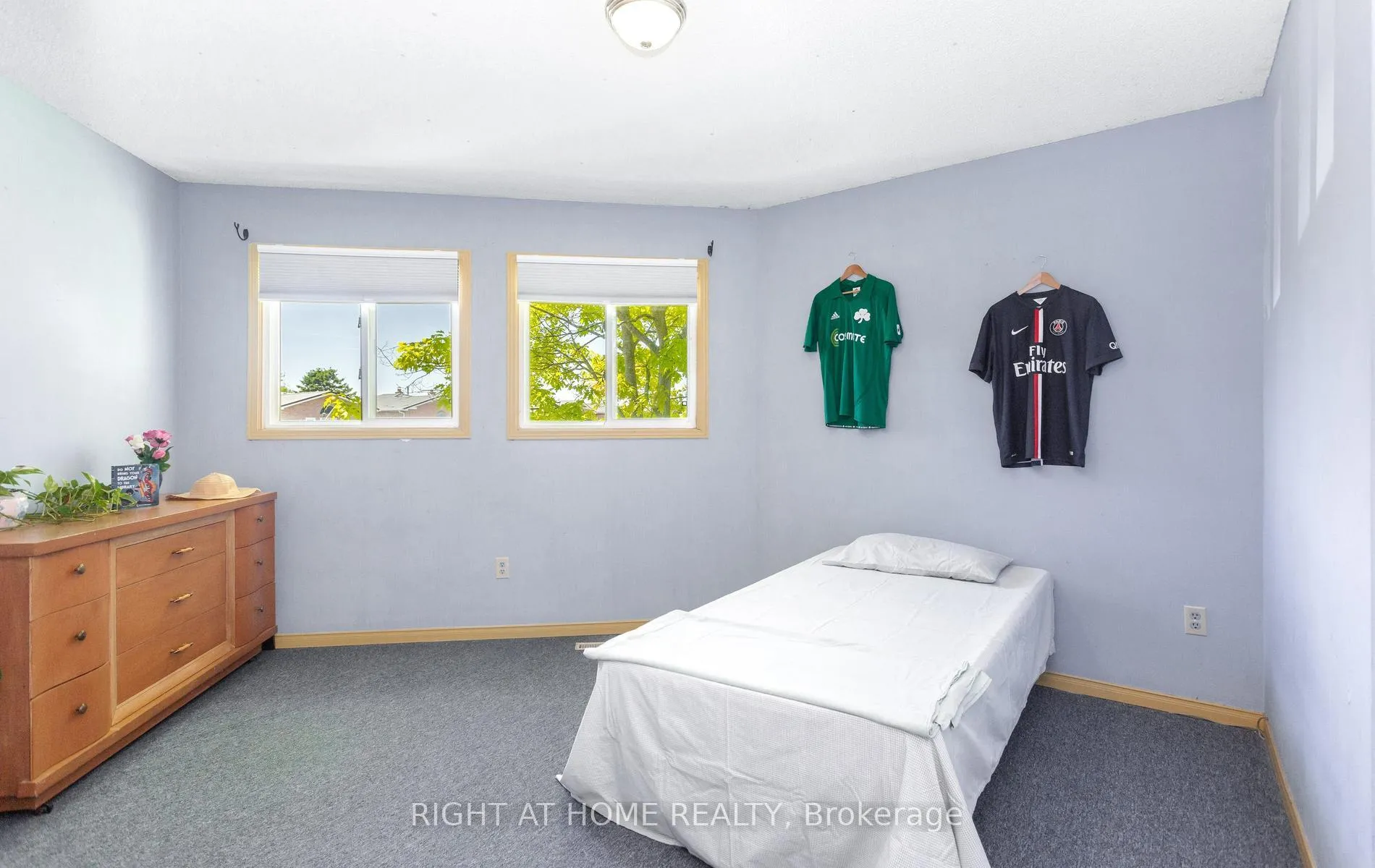 Photo 32 of 138 Atkins Circle, Brampton, Northwood Park — HOMEH