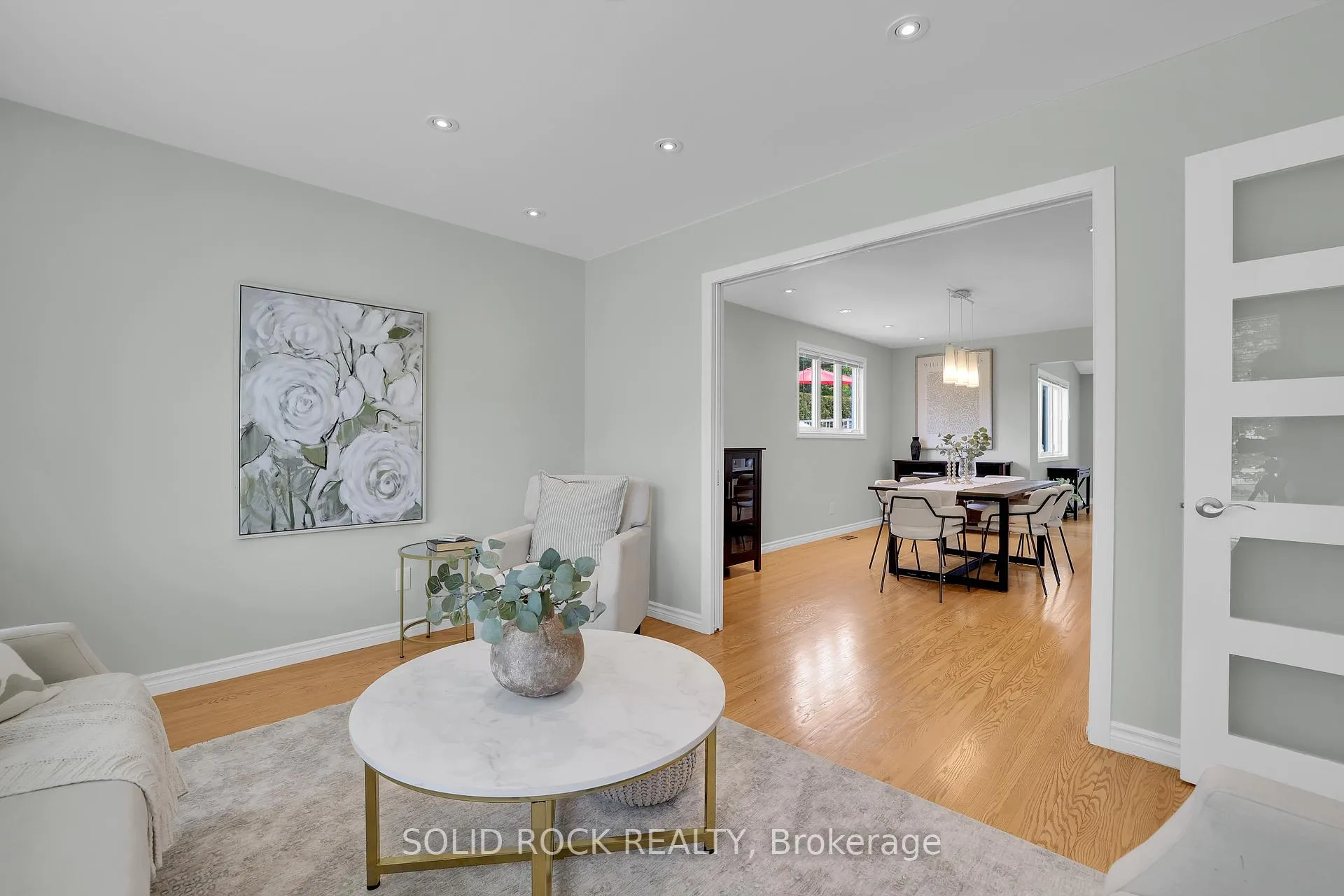 Photo 6 of 10 Highpark Crescent, Ottawa, Blackburn Hamlet — HOMEH