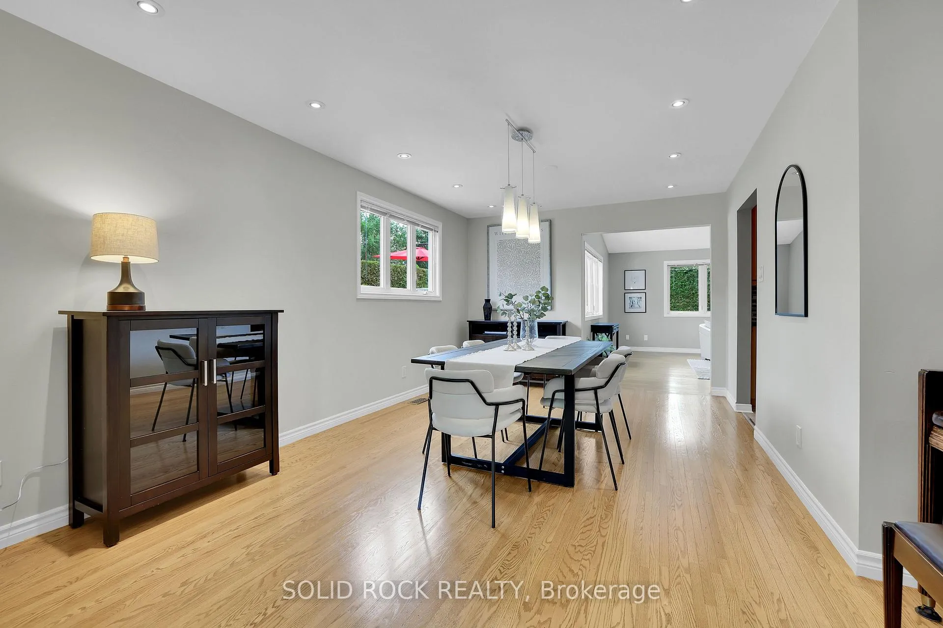 Photo 7 of 10 Highpark Crescent, Ottawa, Blackburn Hamlet — HOMEH