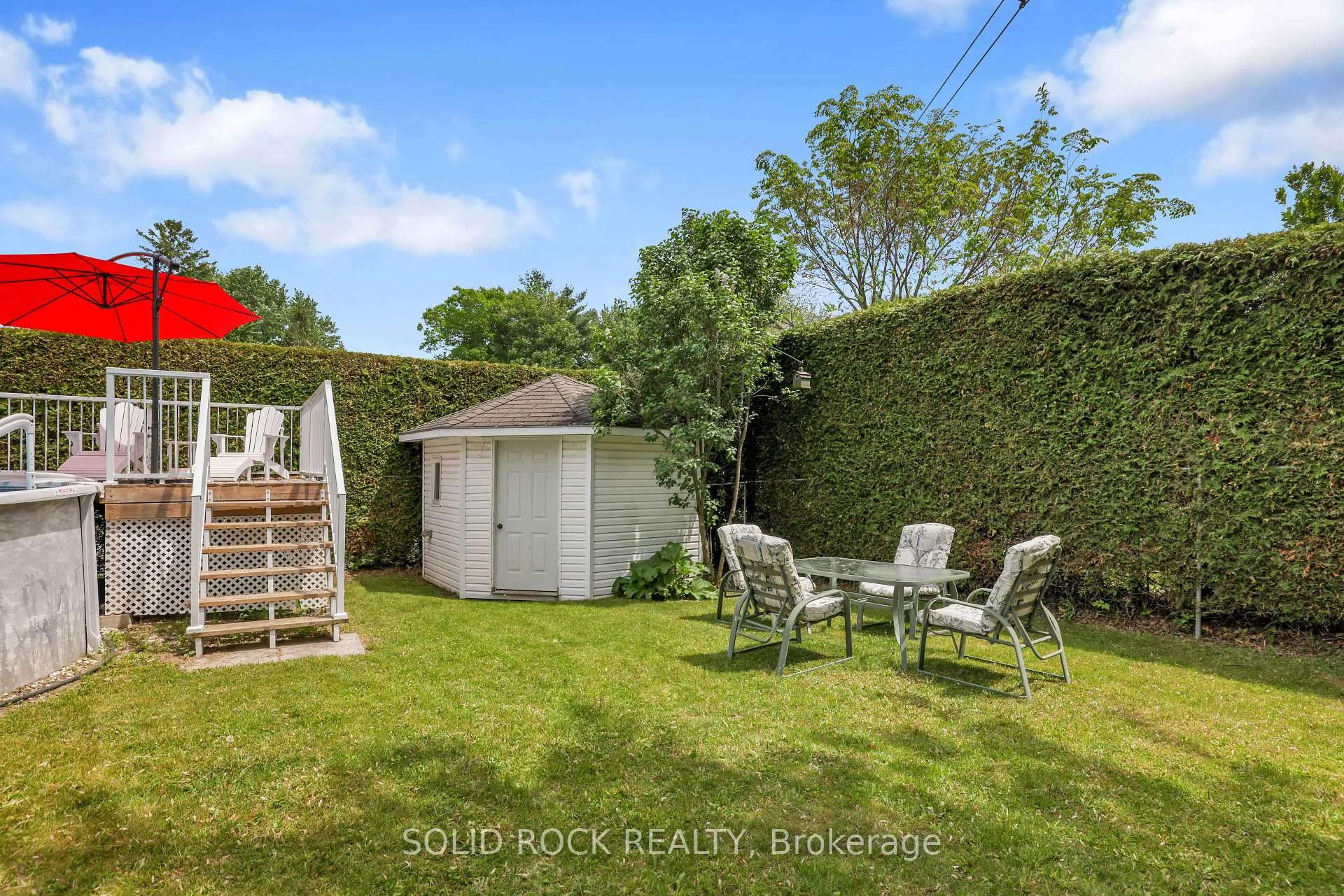 Photo 33 of 10 Highpark Crescent, Ottawa, Blackburn Hamlet — HOMEH