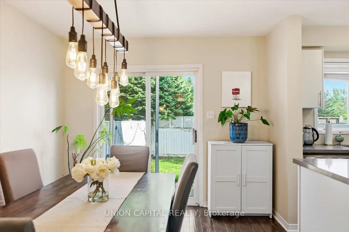 Photo 6 of 31 Ochalski Road, Aurora, Bayview Wellington — HOMEH