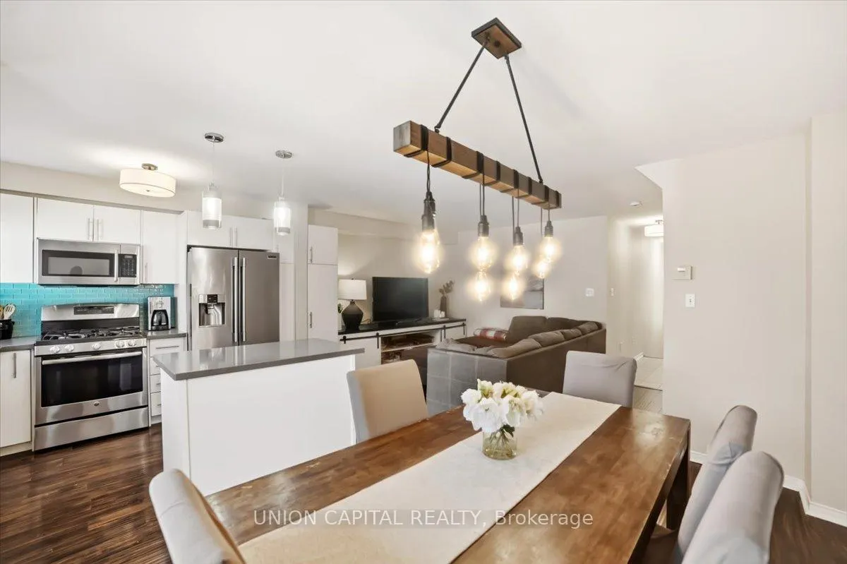 Photo 10 of 31 Ochalski Road, Aurora, Bayview Wellington — HOMEH