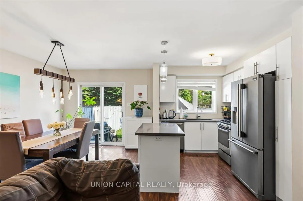 Photo 11 of 31 Ochalski Road, Aurora, Bayview Wellington — HOMEH