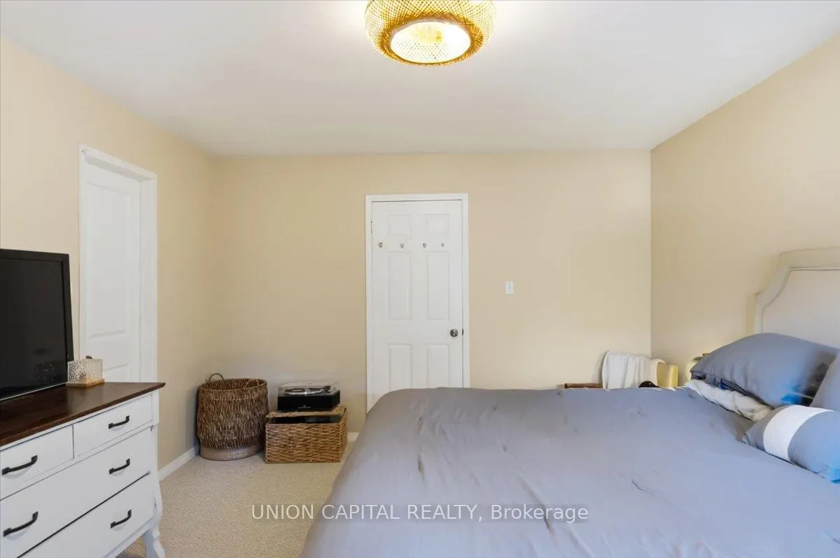 Photo 18 of 31 Ochalski Road, Aurora, Bayview Wellington — HOMEH