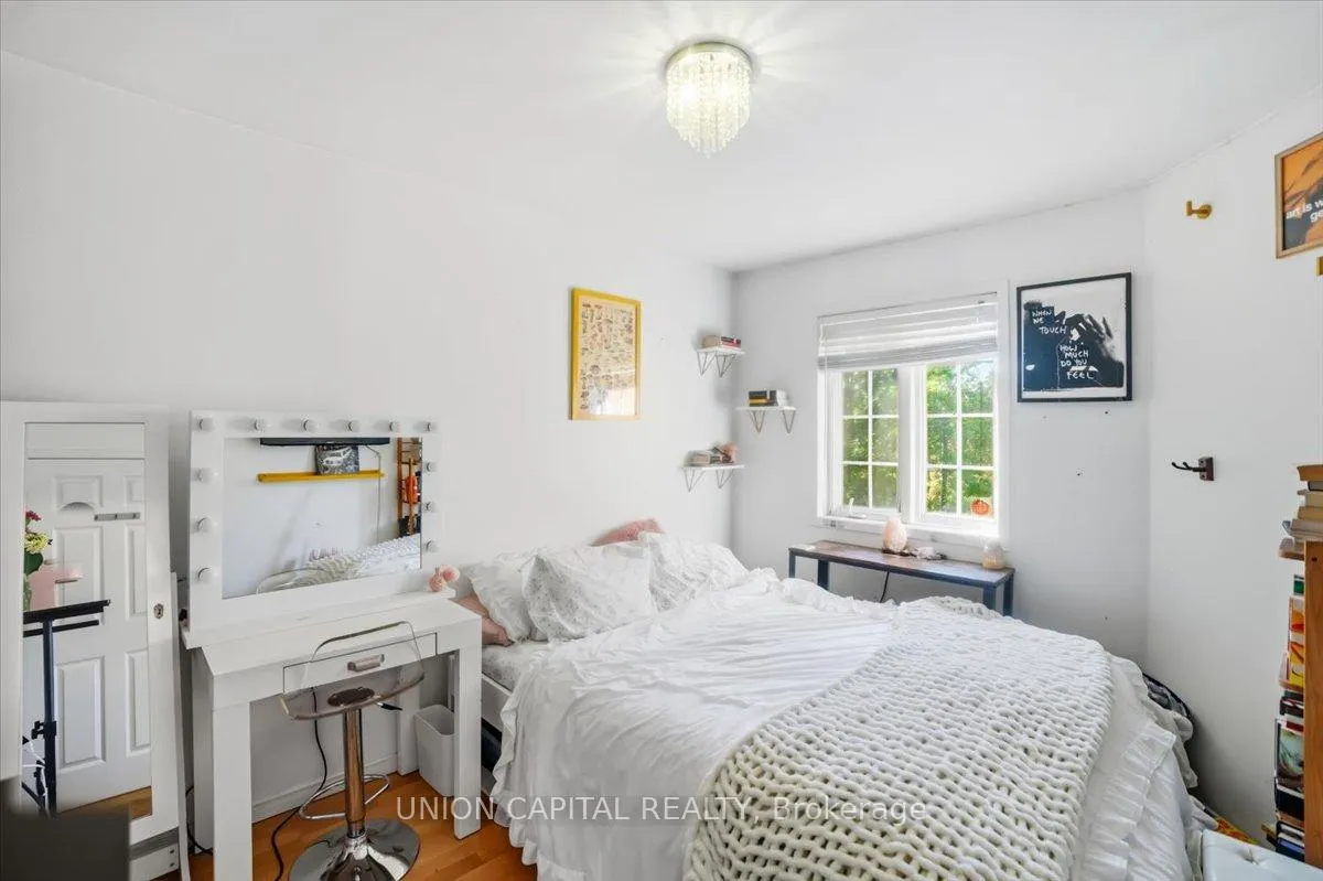Photo 21 of 31 Ochalski Road, Aurora, Bayview Wellington — HOMEH