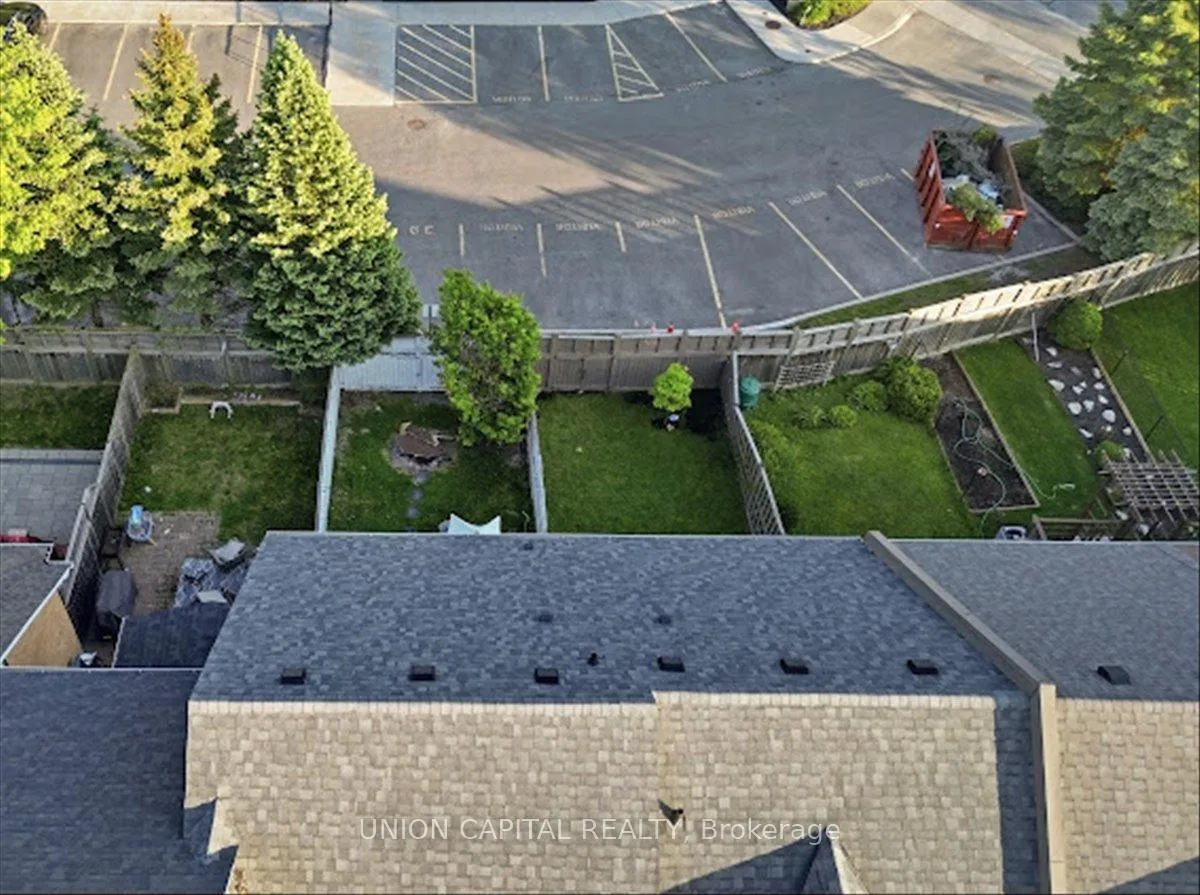 Photo 29 of 31 Ochalski Road, Aurora, Bayview Wellington — HOMEH
